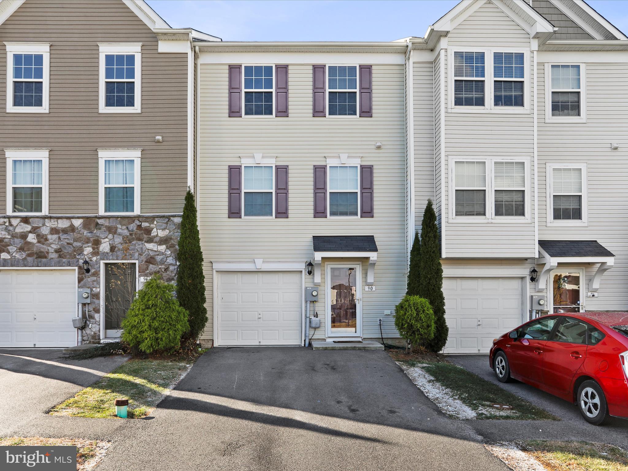 MANOR PARK - Residential