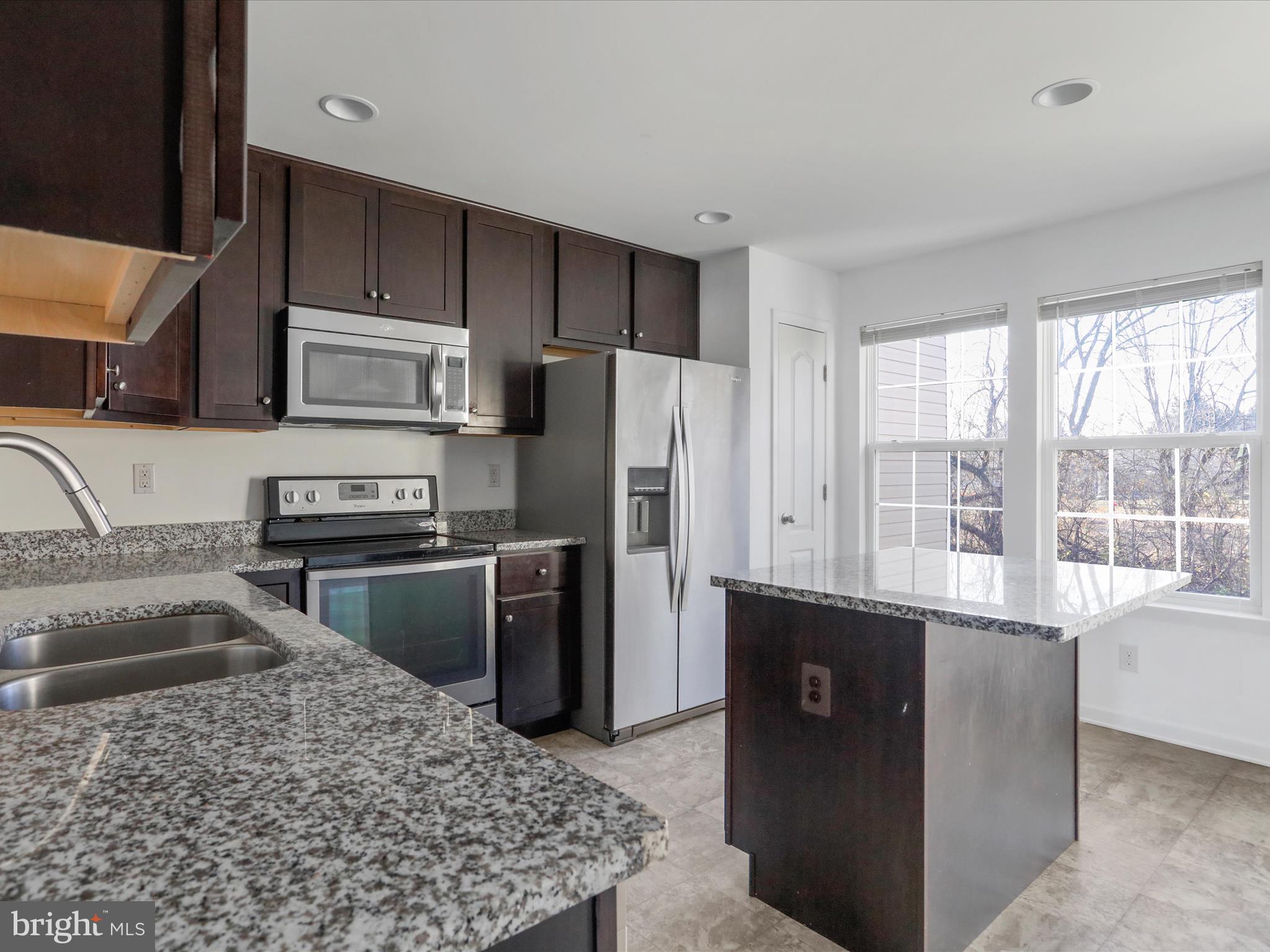 MANOR PARK - Residential