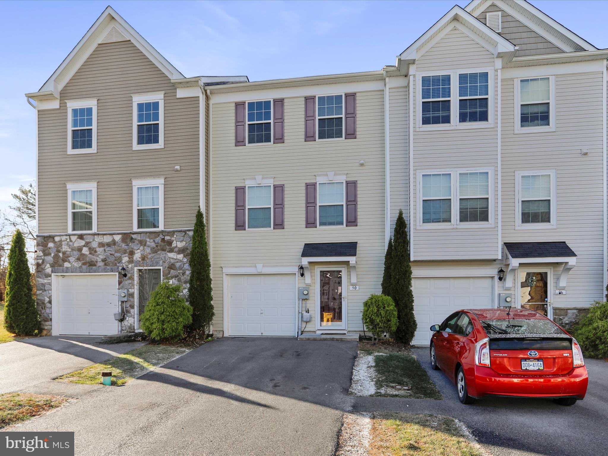 MANOR PARK - Residential