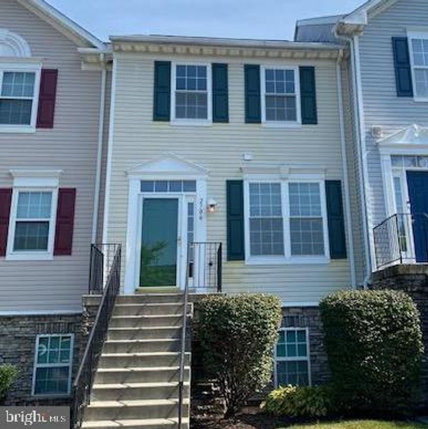 Condominium style Townhouse located in the Piney Orchard. Community. This property features 2 bedrooms, 2 full bath, eat-in kitchen area, and rear deck. This property needs some repairs and updates. This is good opportunity or an owner occupant or an investor. Contact your agent and schedule an appointment to view this property.