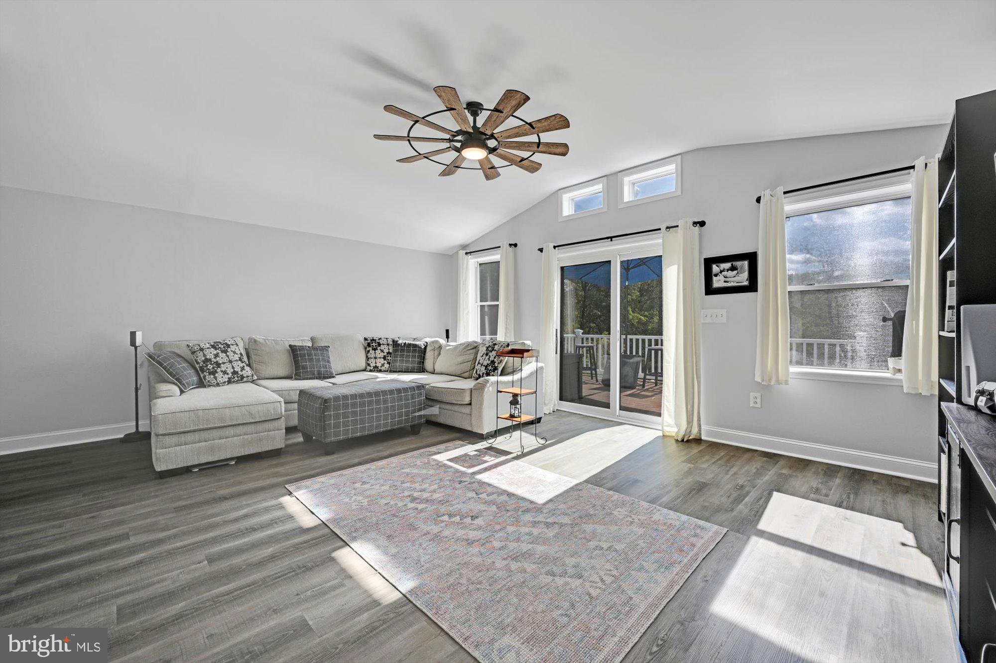 PARKLAND - Residential