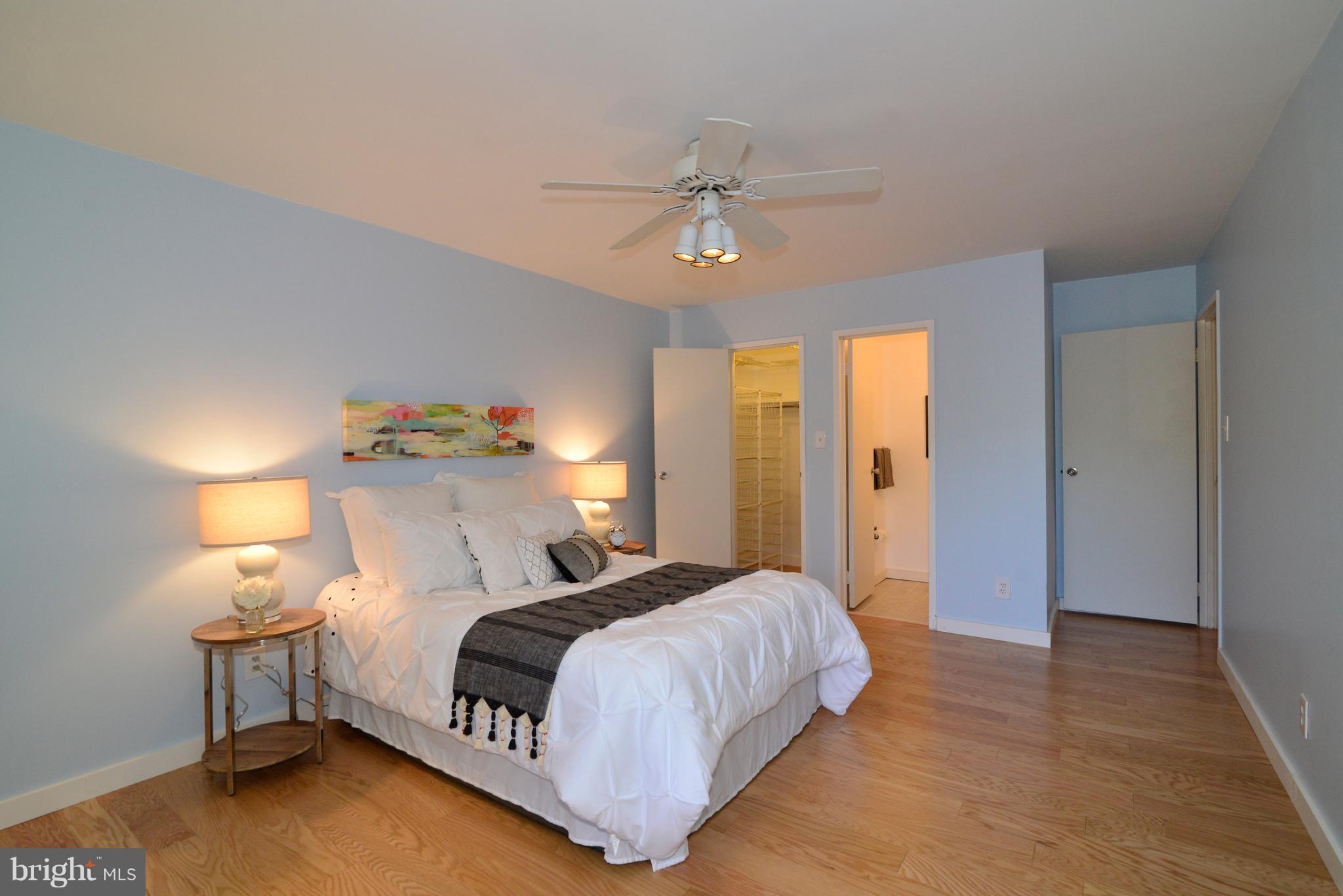 HUNTERS WOODS VILLAGE - Residential