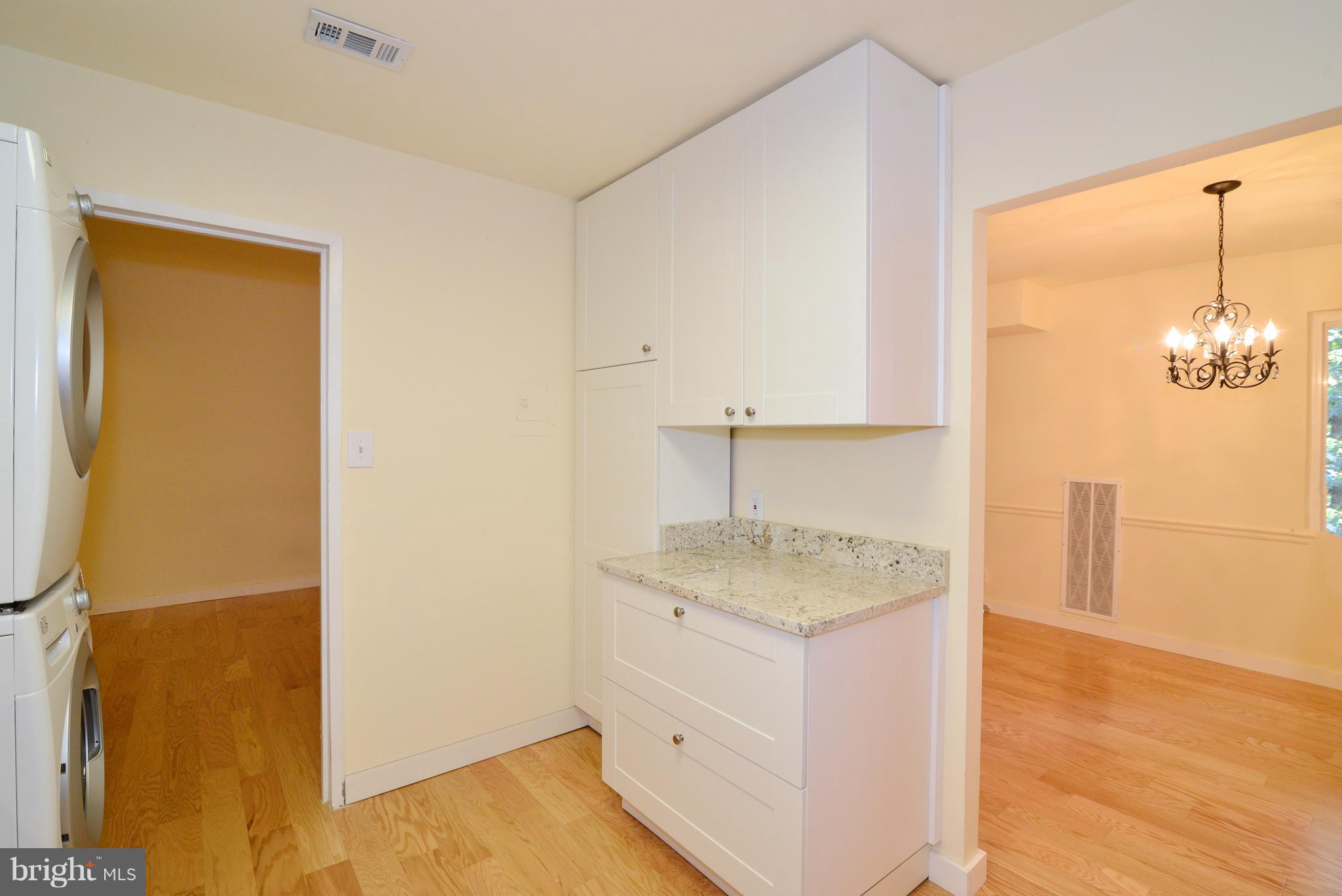 HUNTERS WOODS VILLAGE - Residential