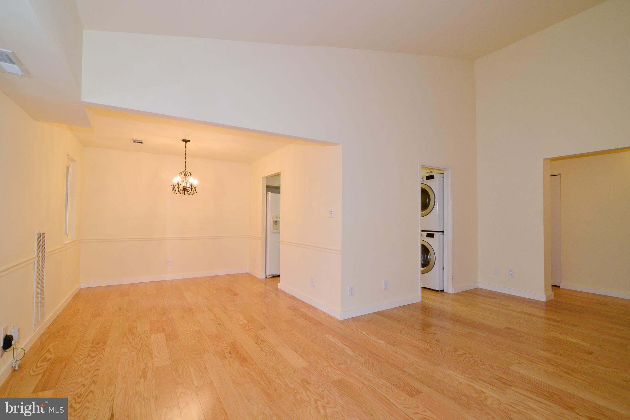 HUNTERS WOODS VILLAGE - Residential