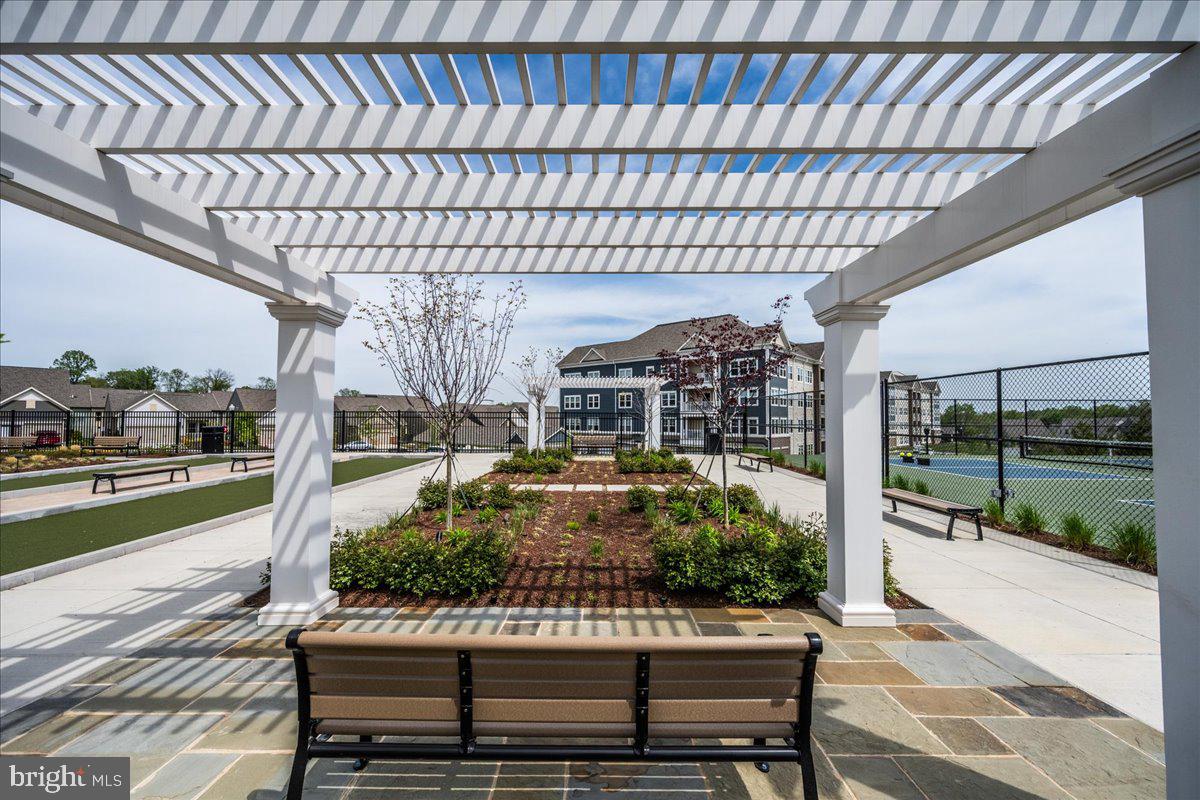 MONTEBELLO - Residential