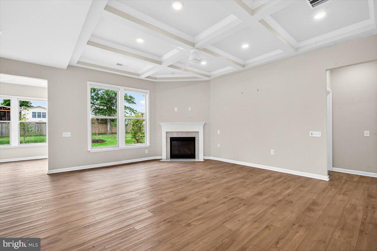 MONTEBELLO - Residential