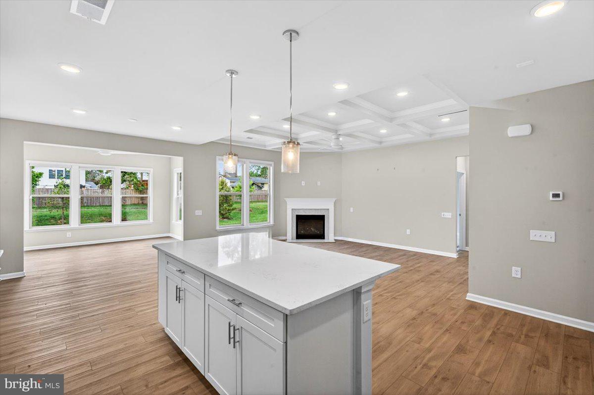 MONTEBELLO - Residential