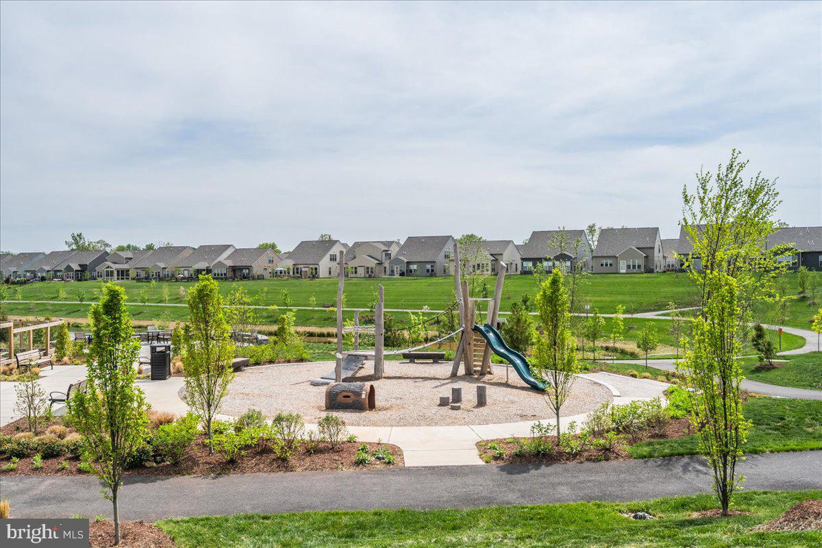 MONTEBELLO - Residential