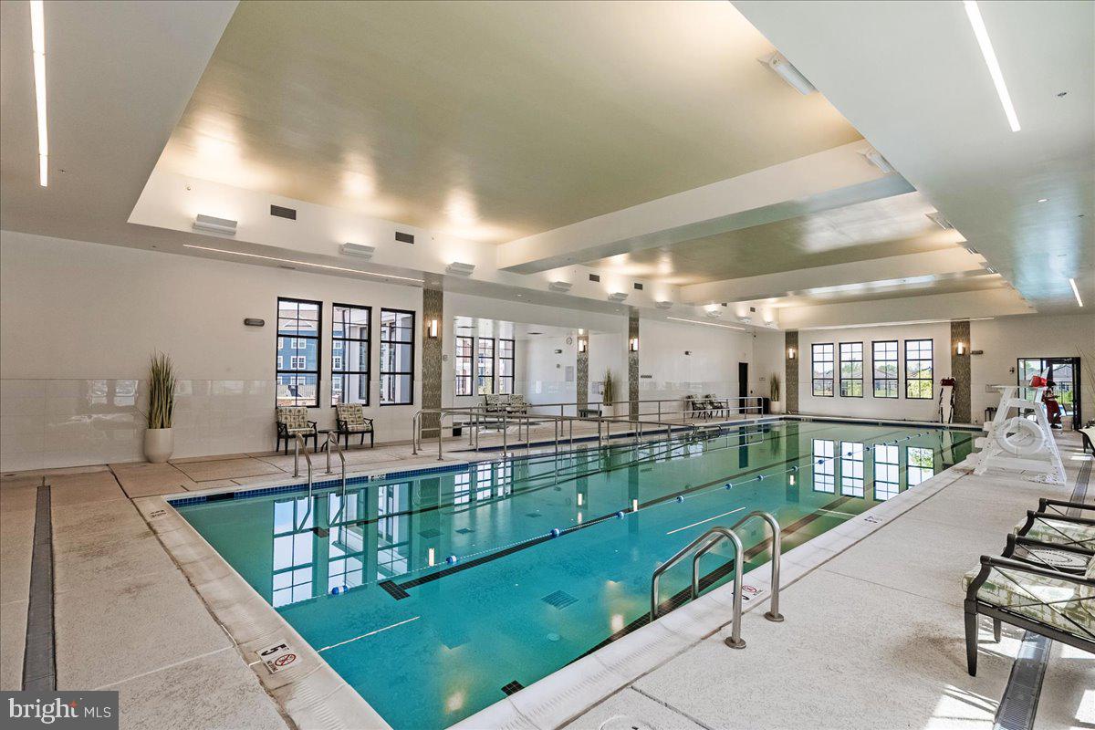 MONTEBELLO - Residential