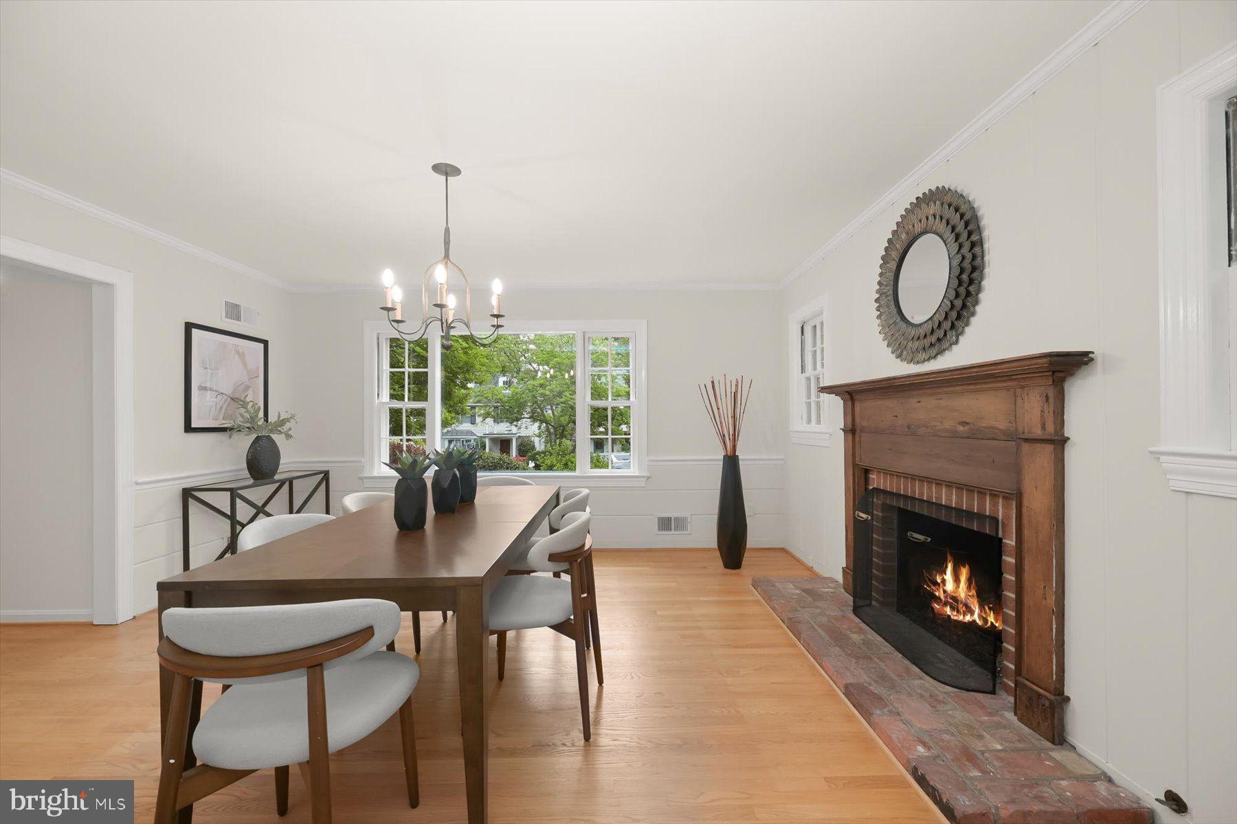 ARLINGWOOD - Residential