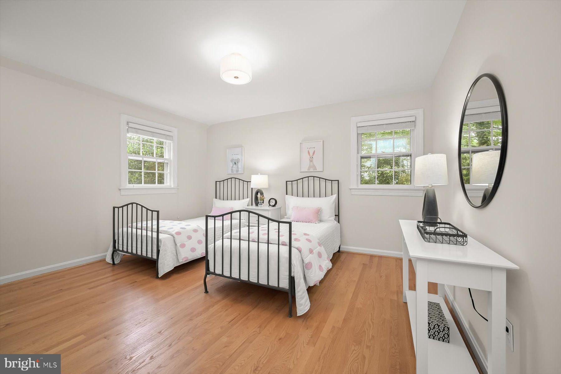 ARLINGWOOD - Residential