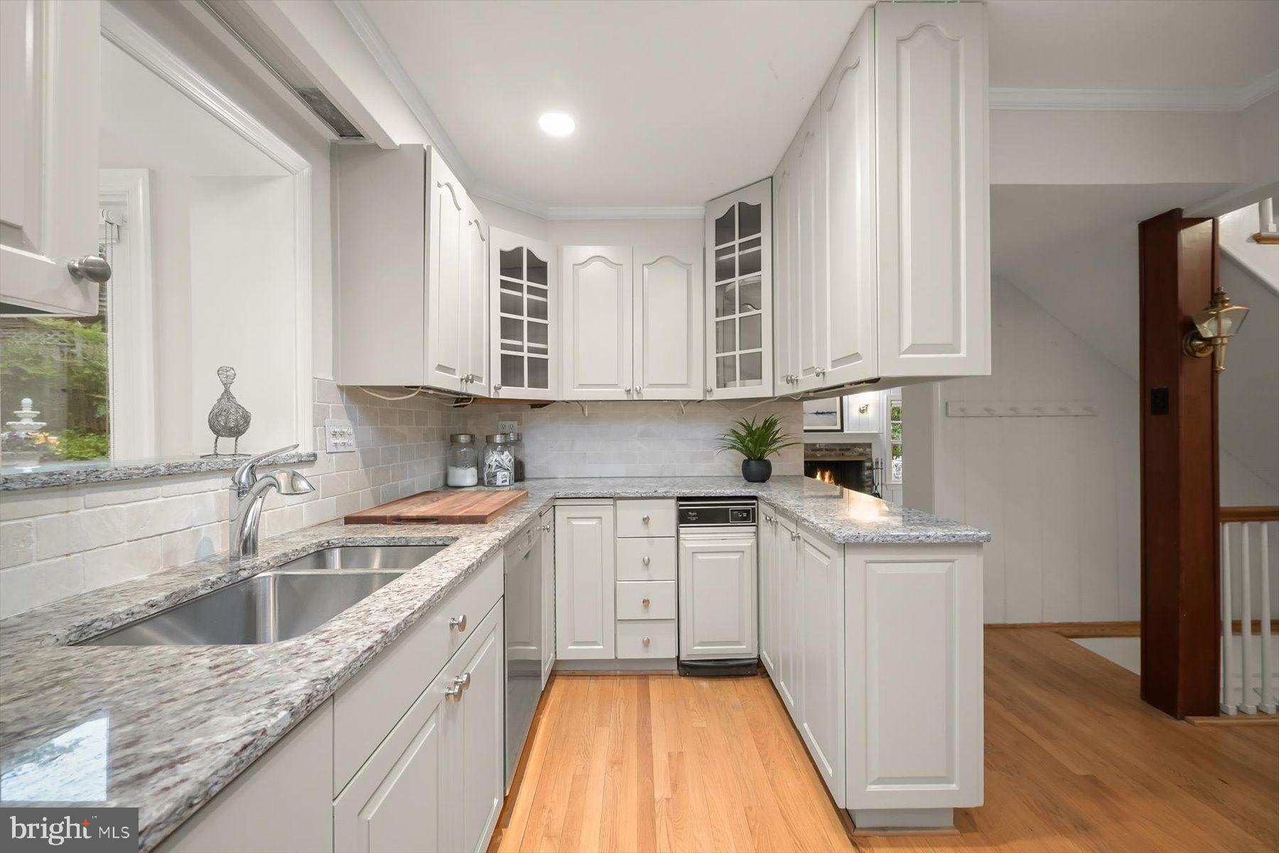 ARLINGWOOD - Residential