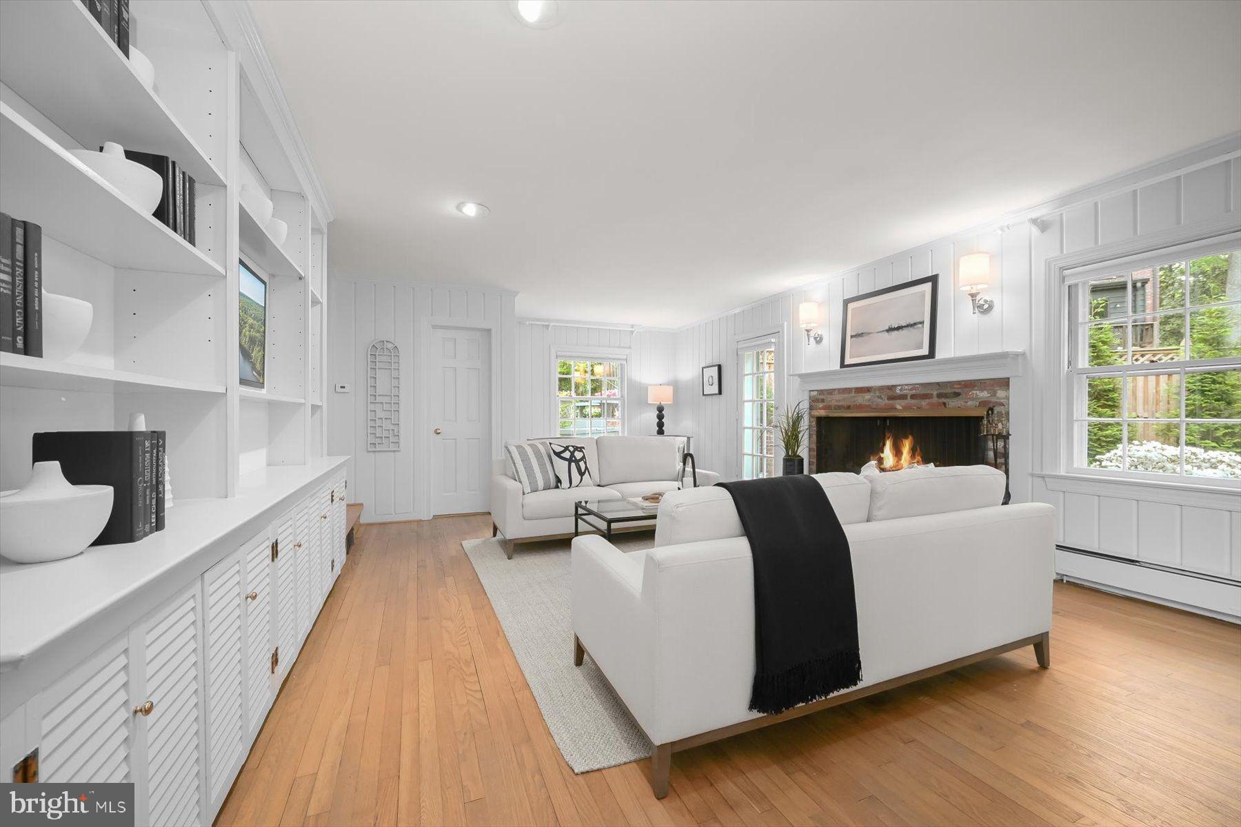 ARLINGWOOD - Residential