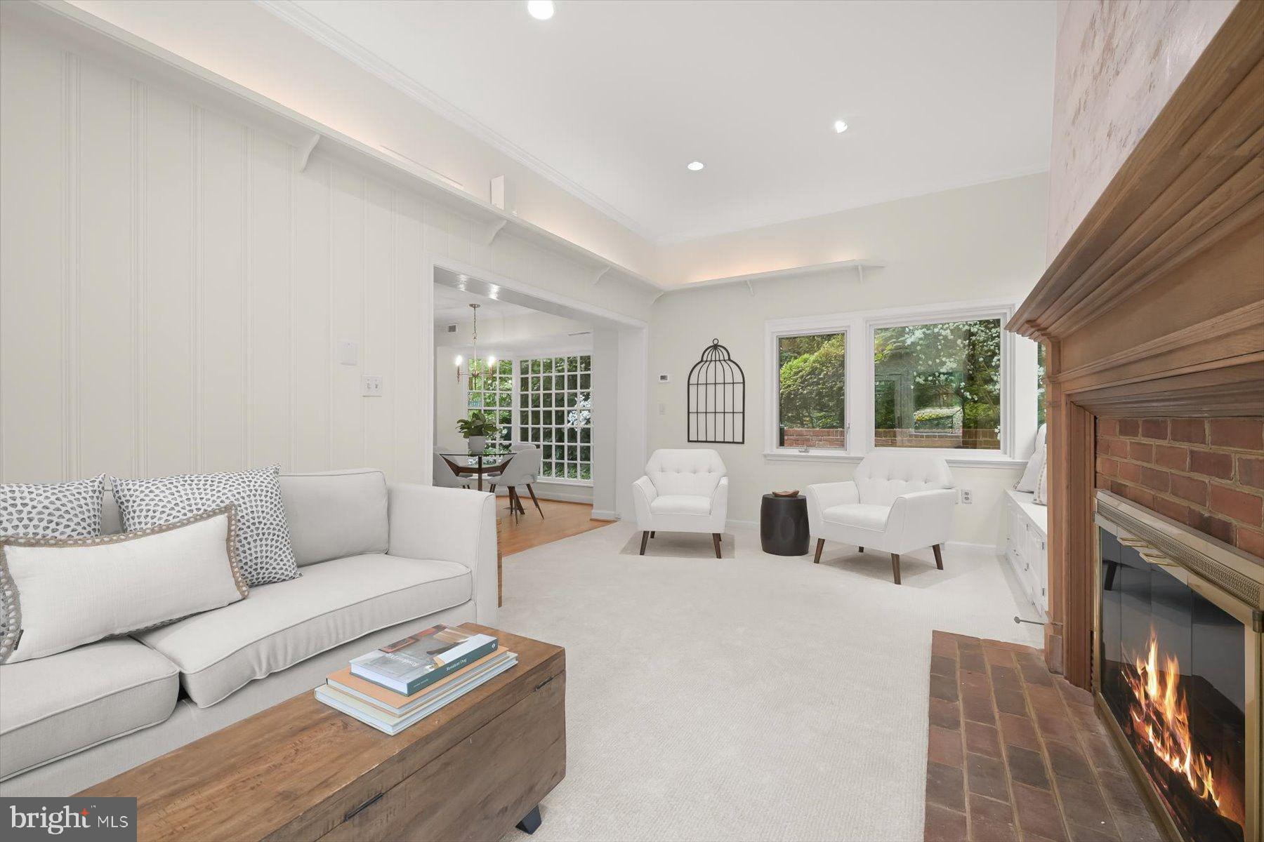 ARLINGWOOD - Residential