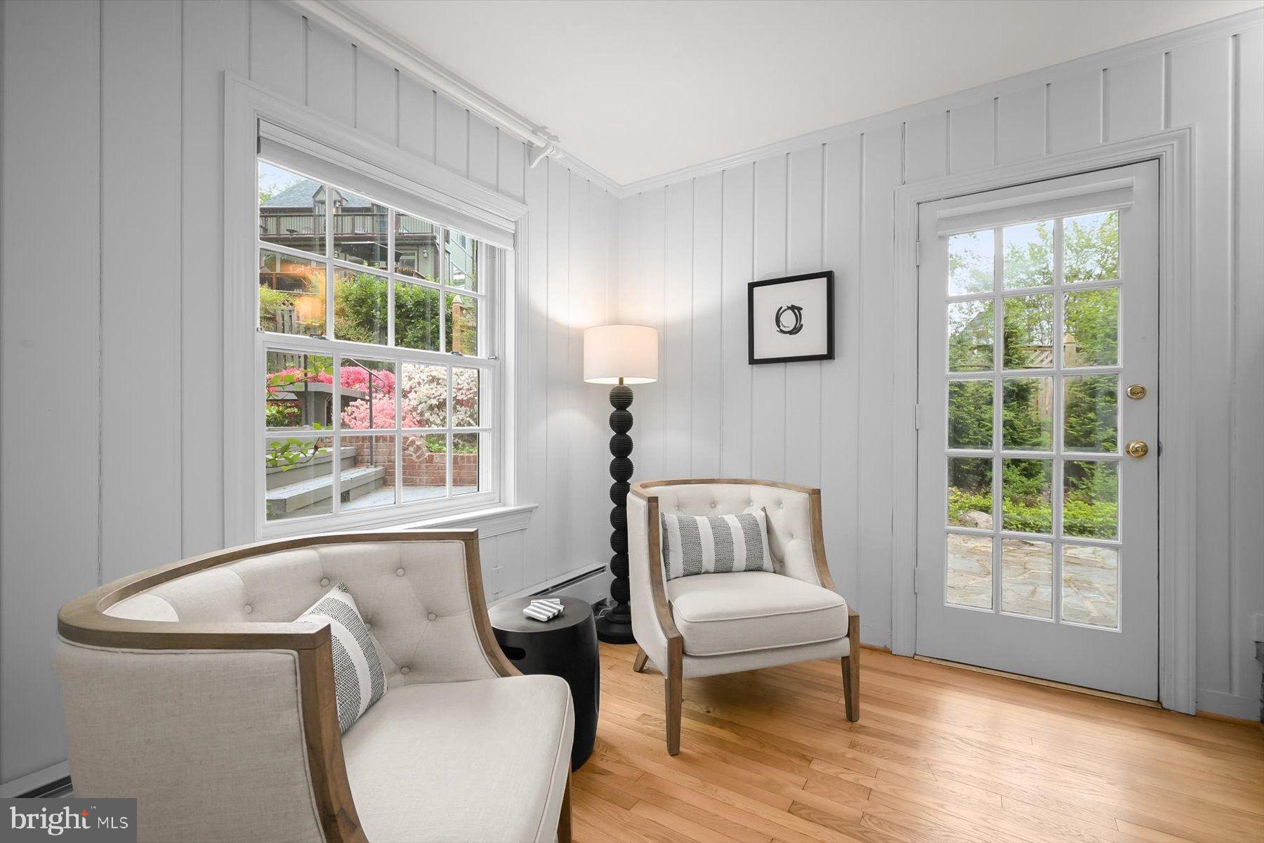 ARLINGWOOD - Residential