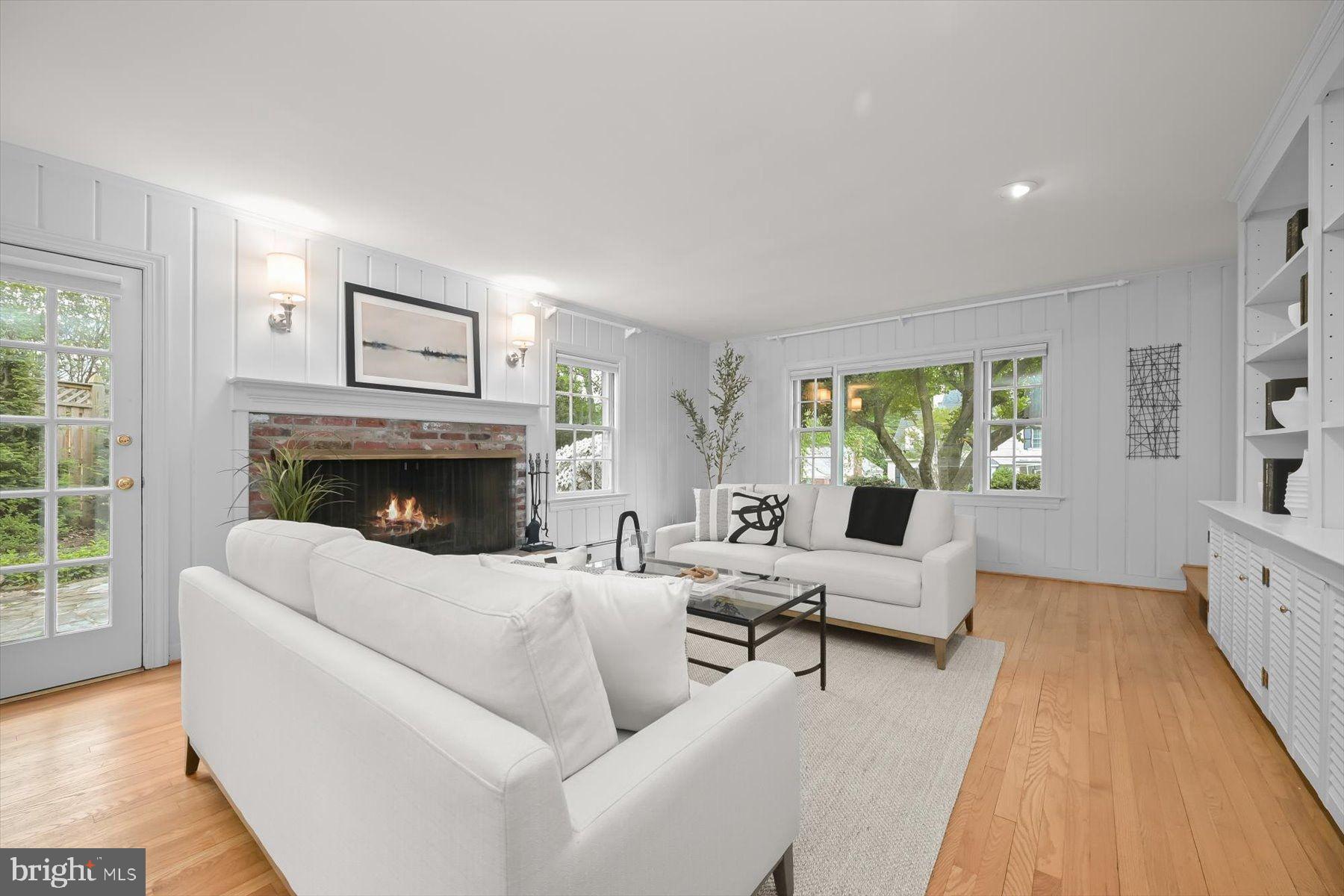 ARLINGWOOD - Residential