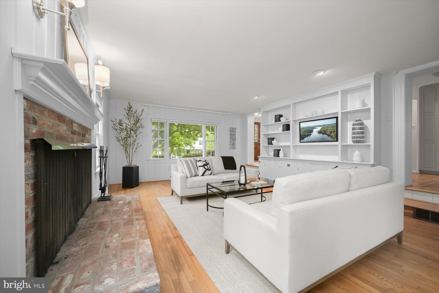 ARLINGWOOD - Residential