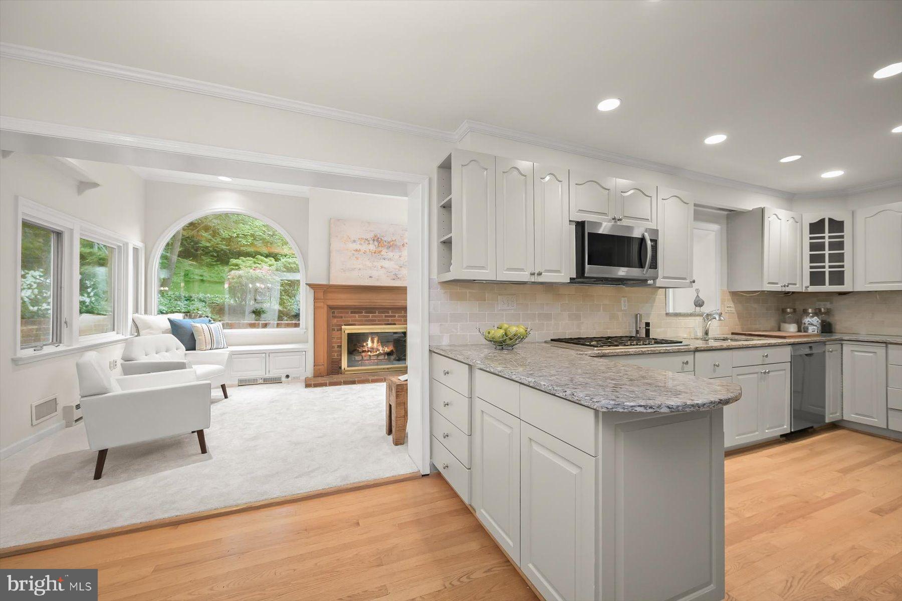 ARLINGWOOD - Residential