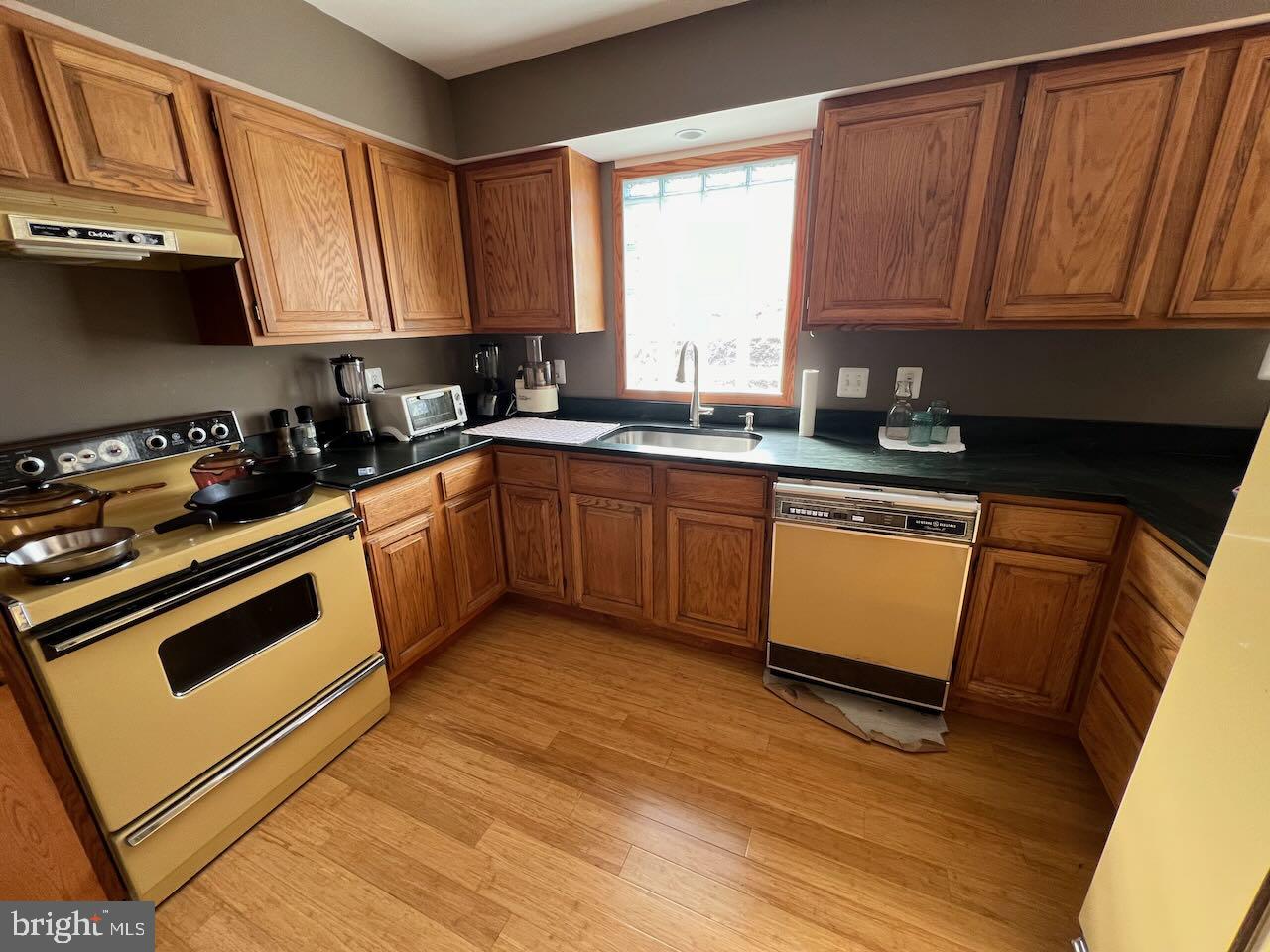 BLOOM VALLEY - Residential