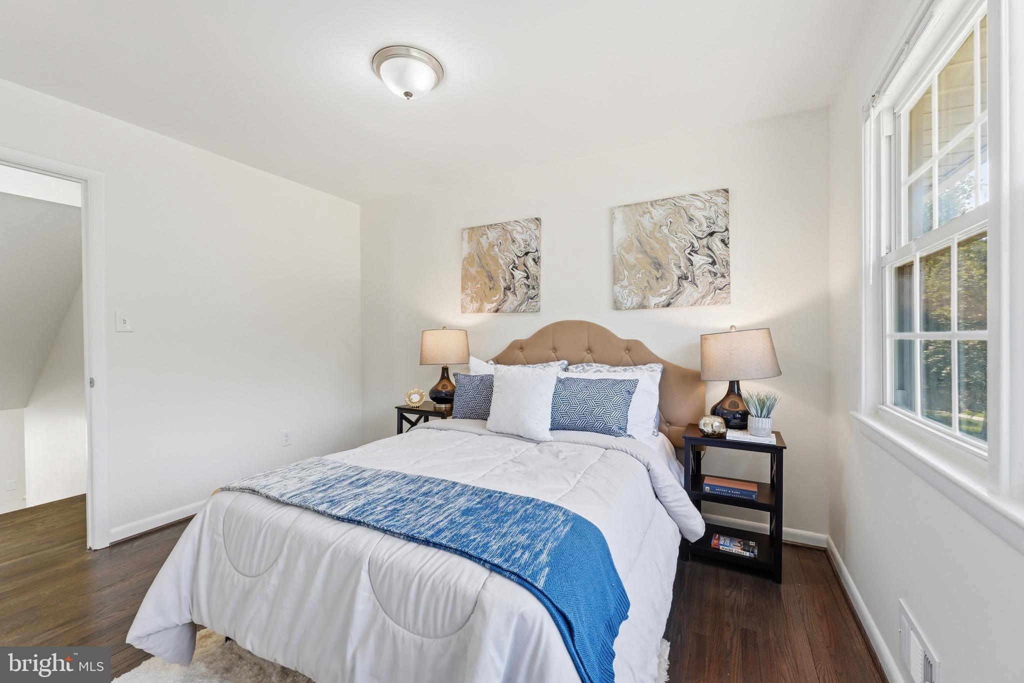 FOREST KNOLLS - Residential