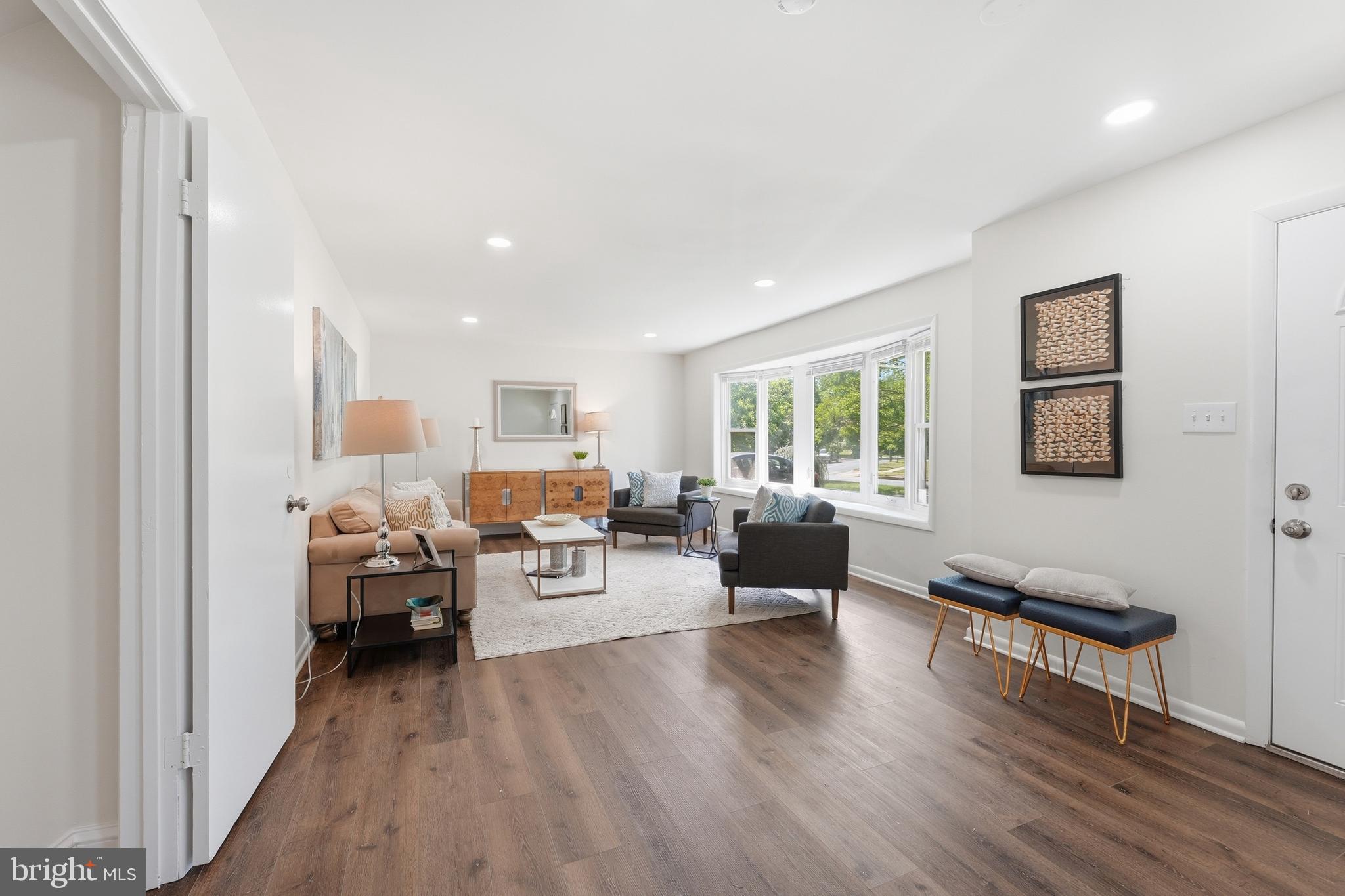 FOREST KNOLLS - Residential