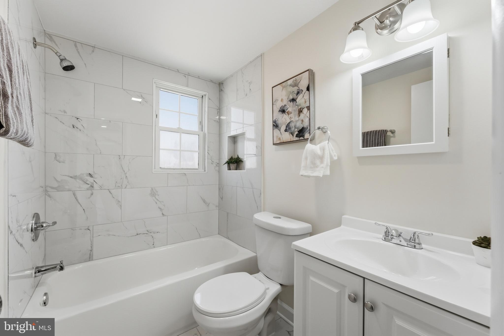 FOREST KNOLLS - Residential