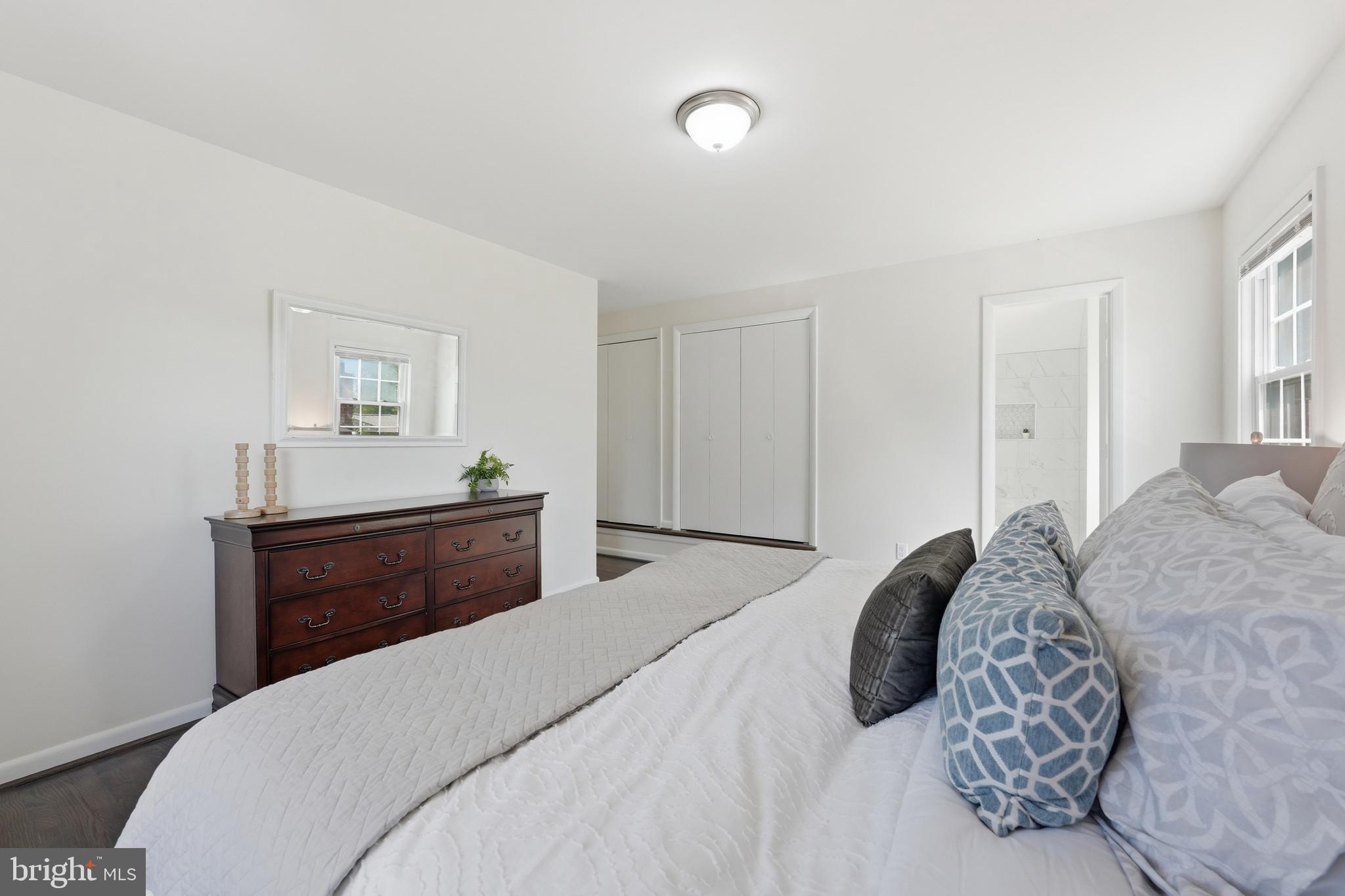 FOREST KNOLLS - Residential