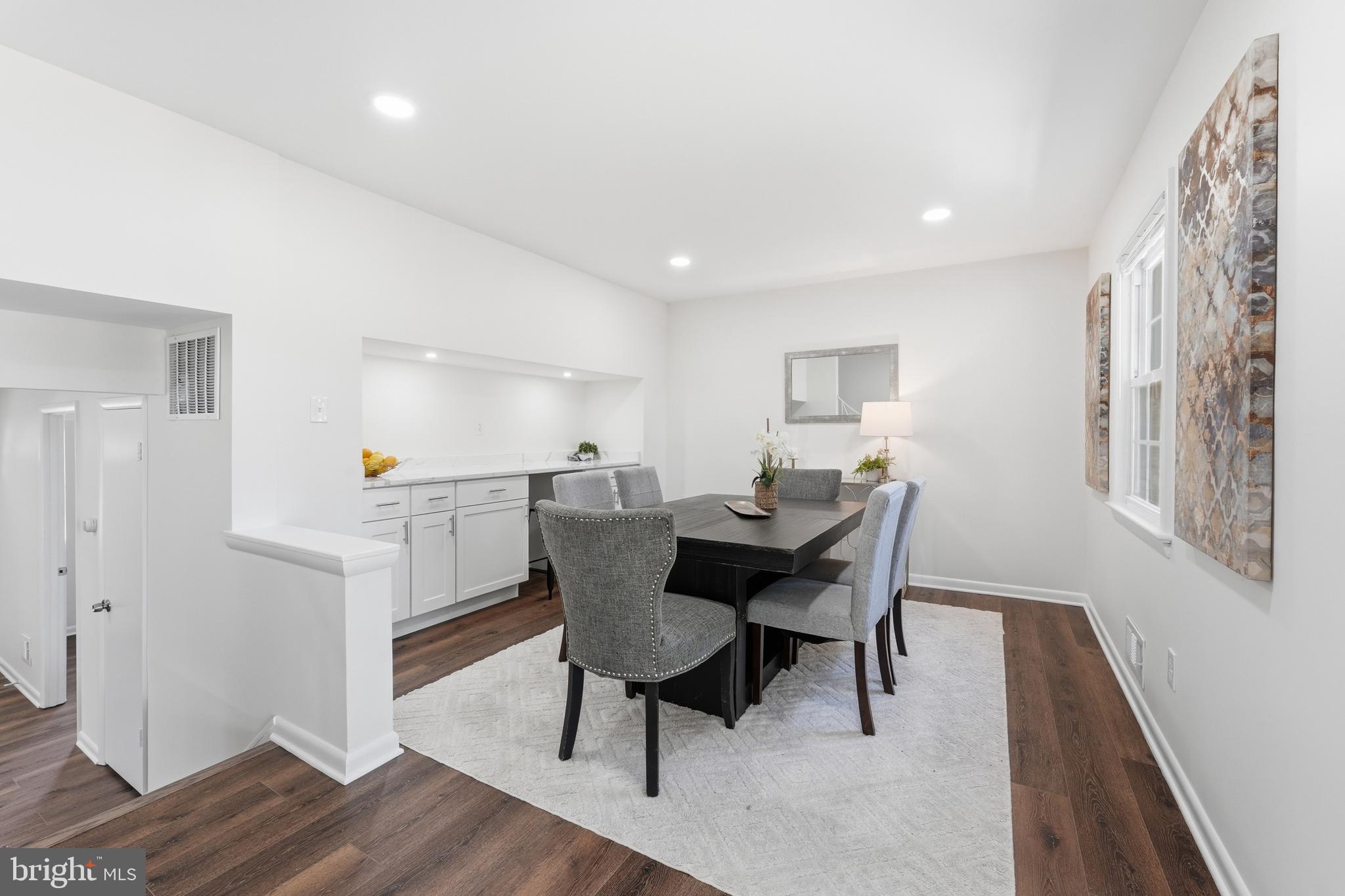 FOREST KNOLLS - Residential