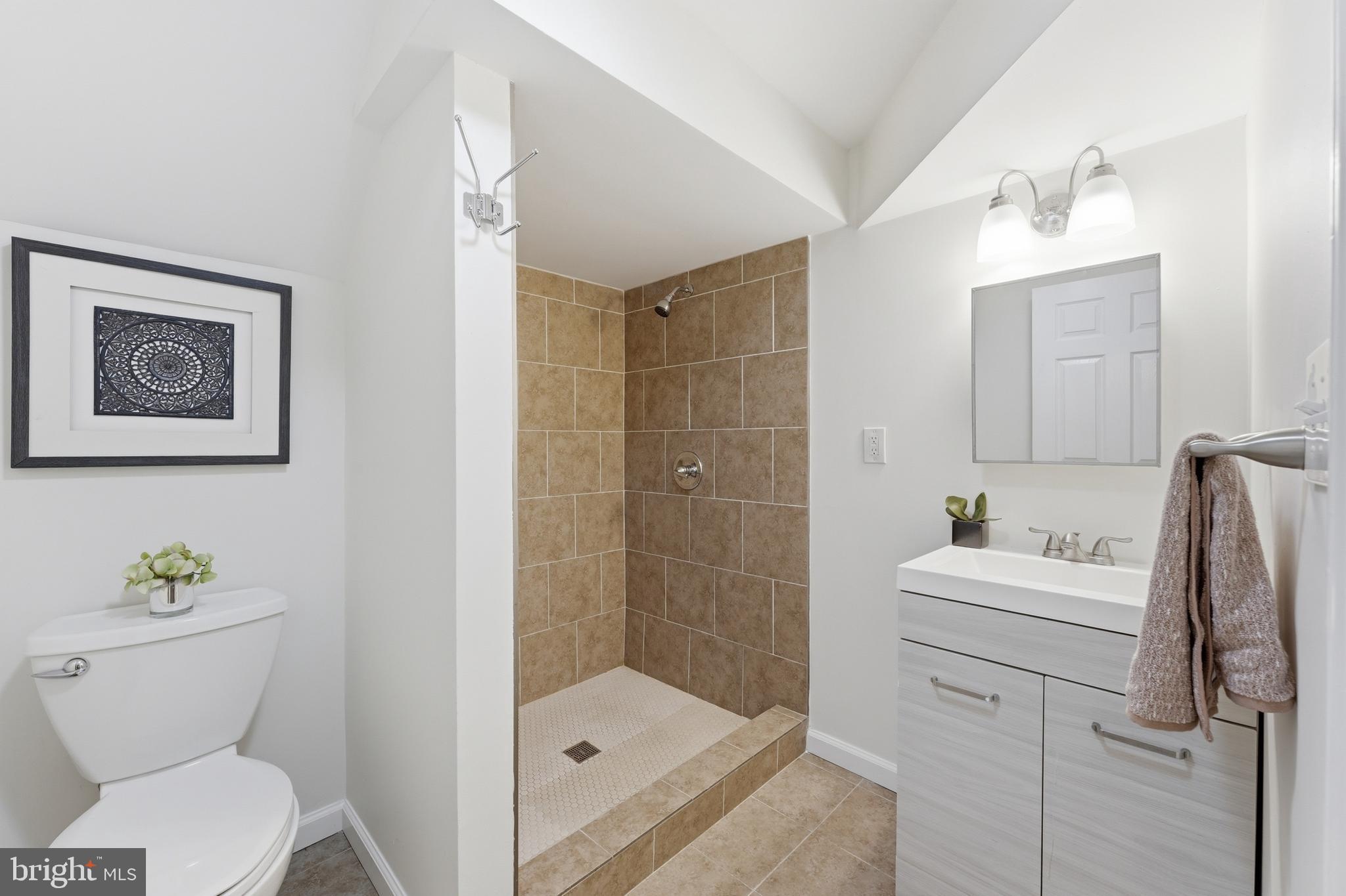 FOREST KNOLLS - Residential