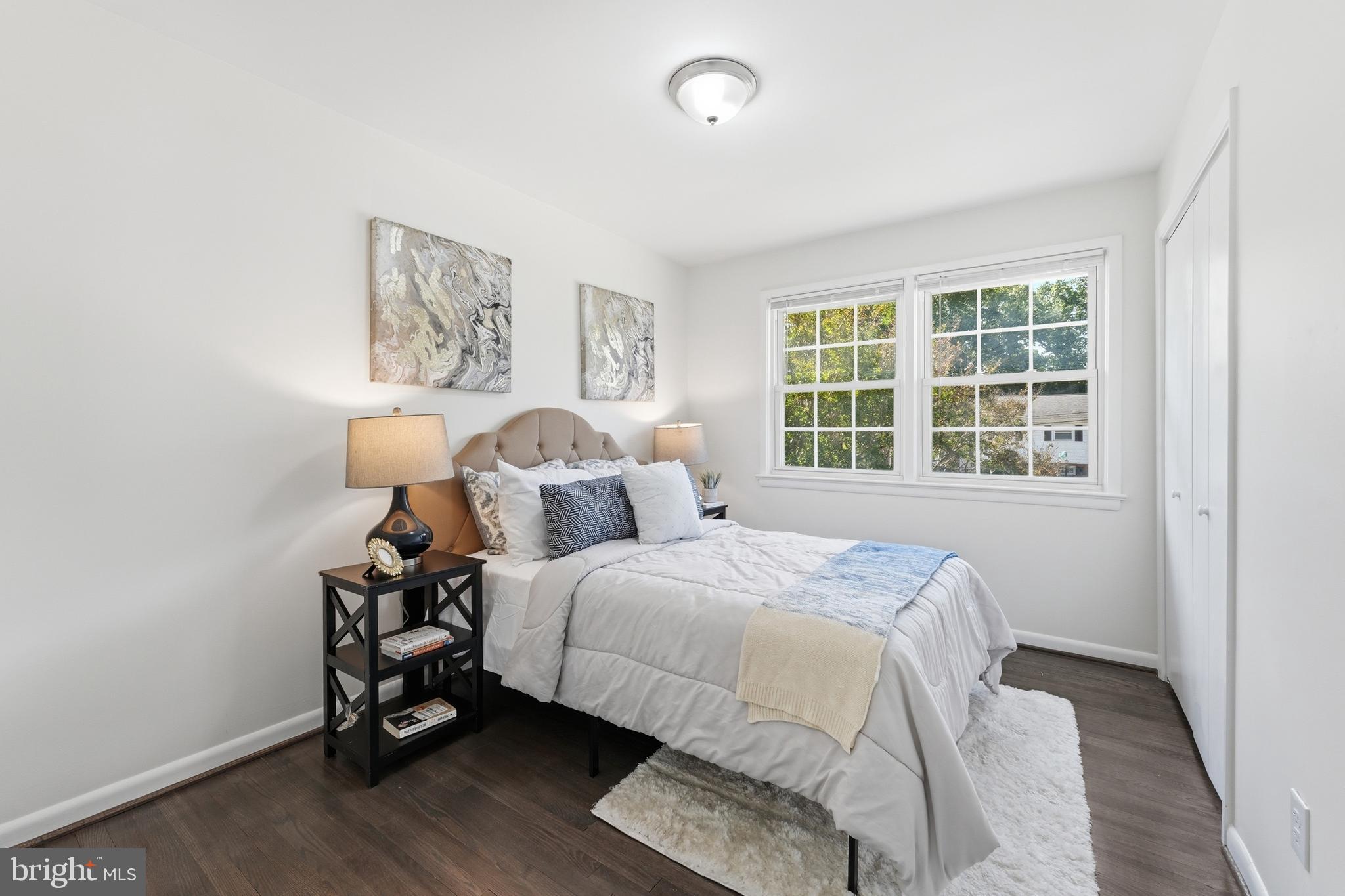 FOREST KNOLLS - Residential
