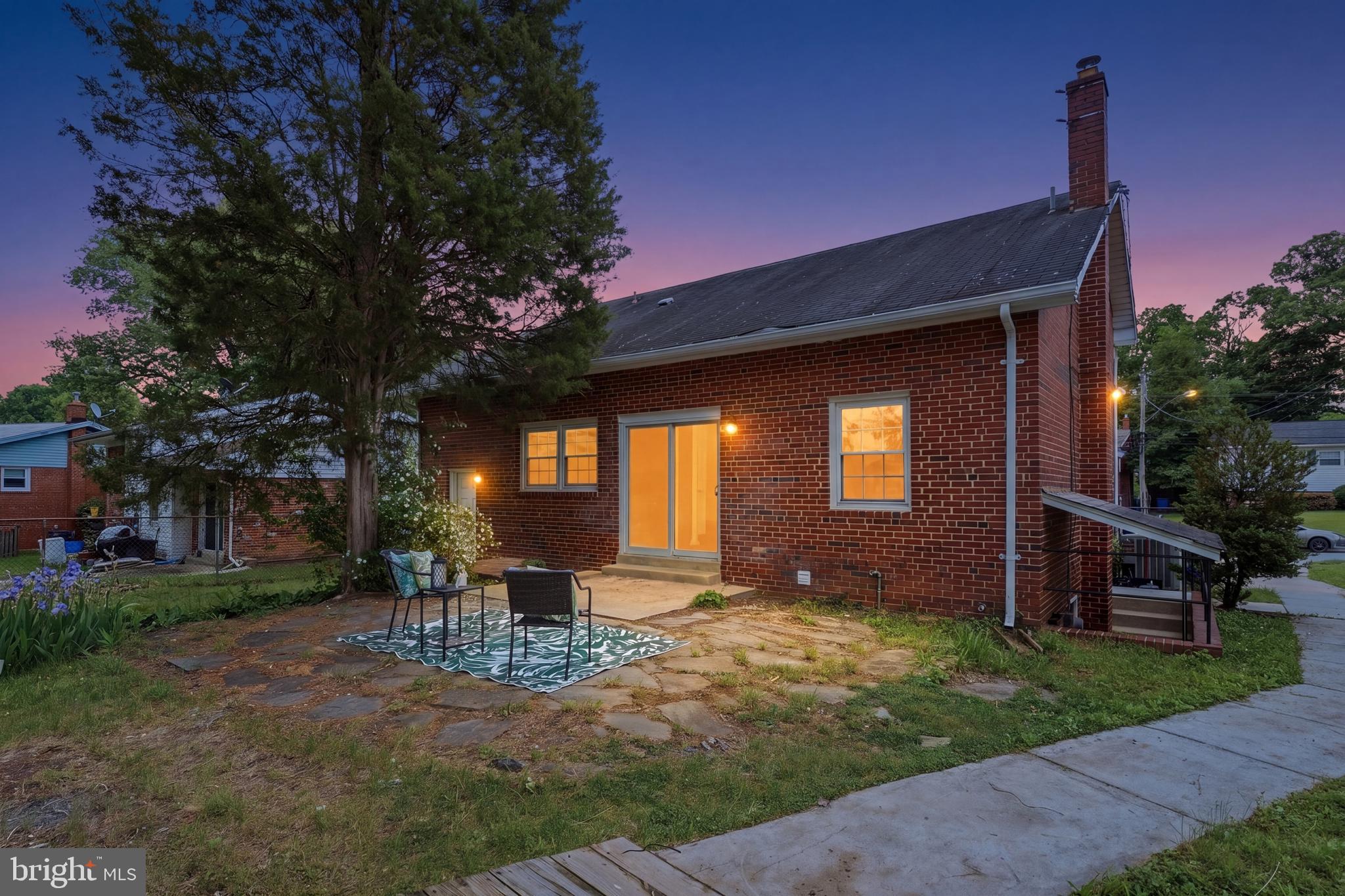FOREST KNOLLS - Residential