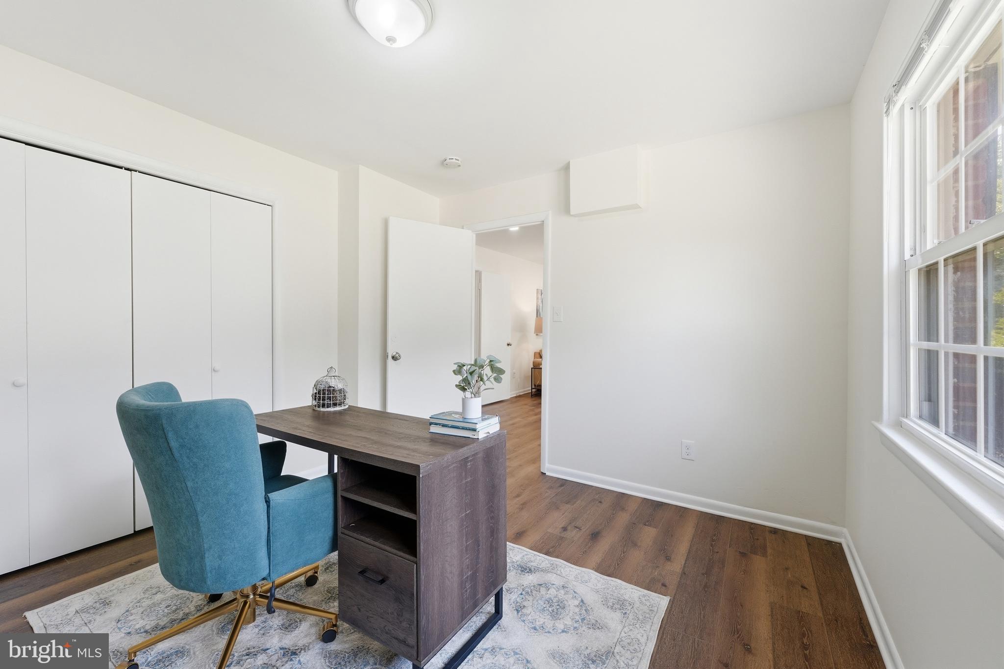 FOREST KNOLLS - Residential