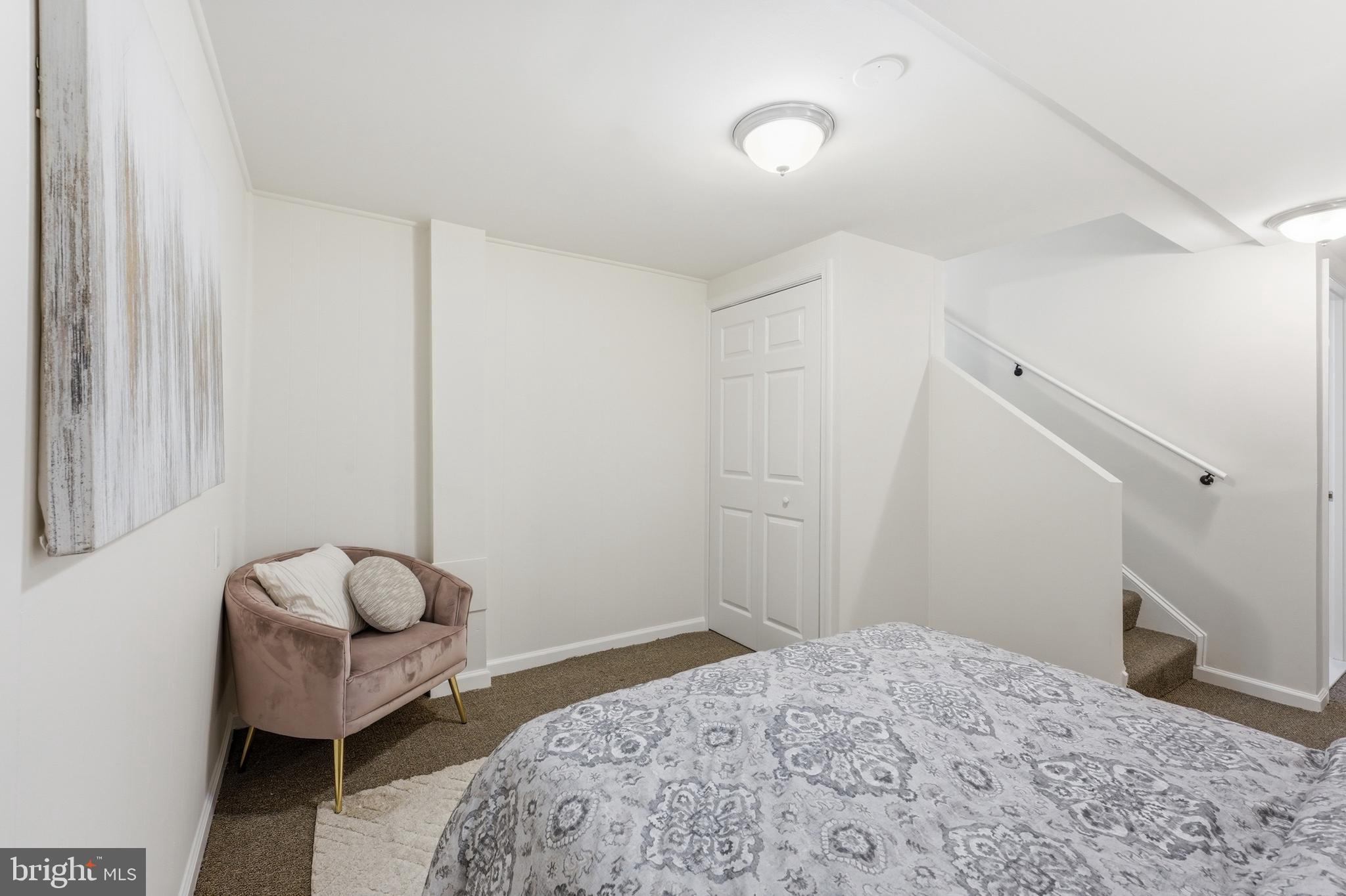 FOREST KNOLLS - Residential