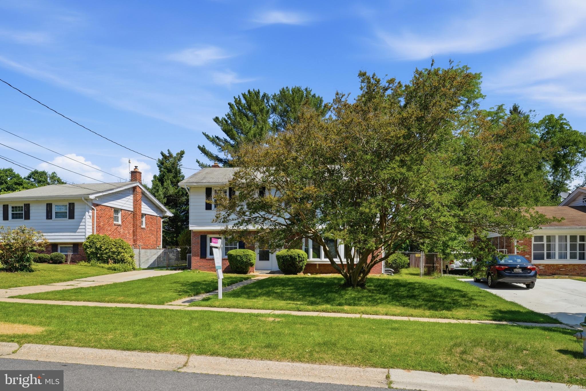 FOREST KNOLLS - Residential