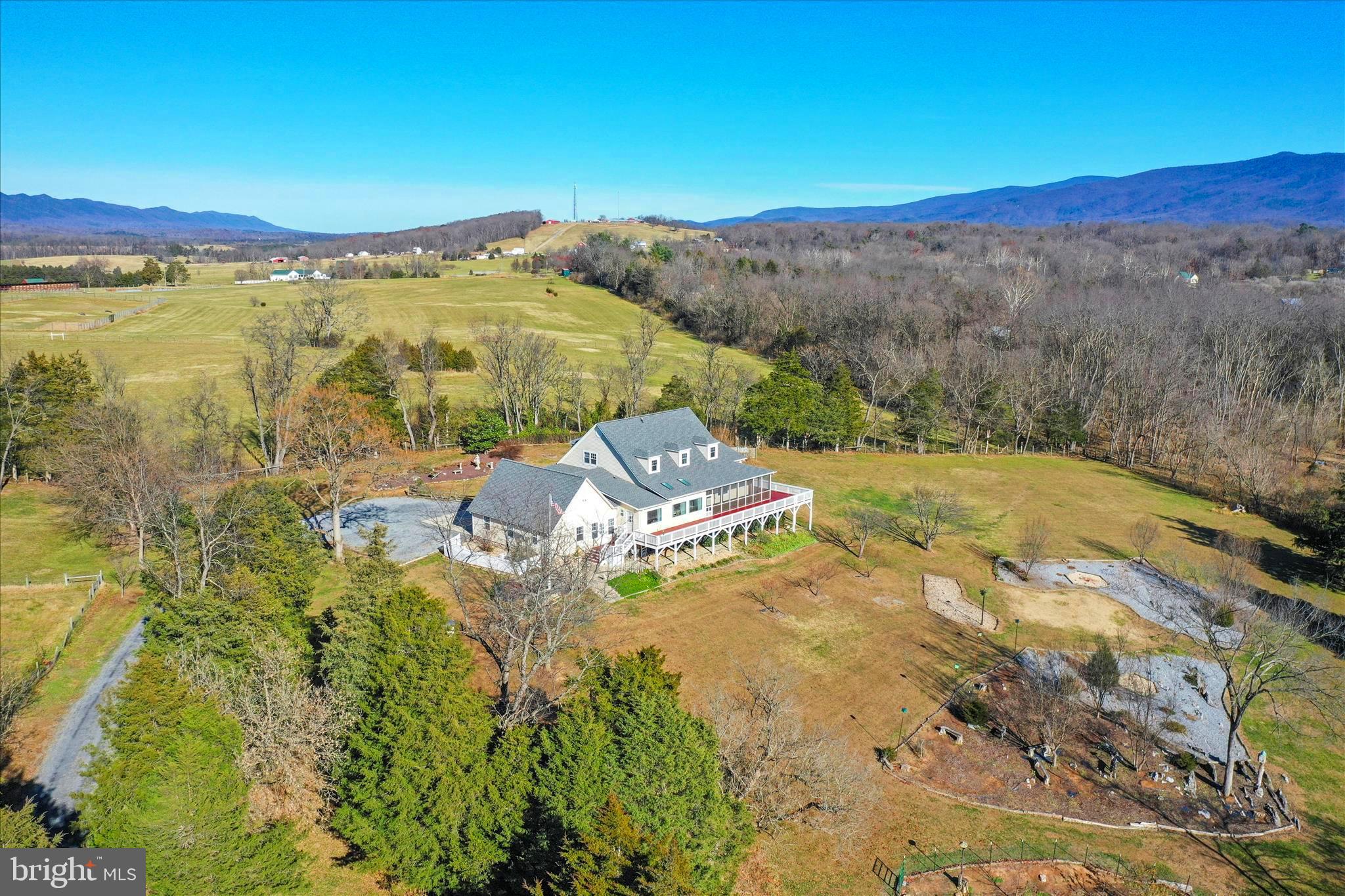 HOPE MILLS ACRES - Residential