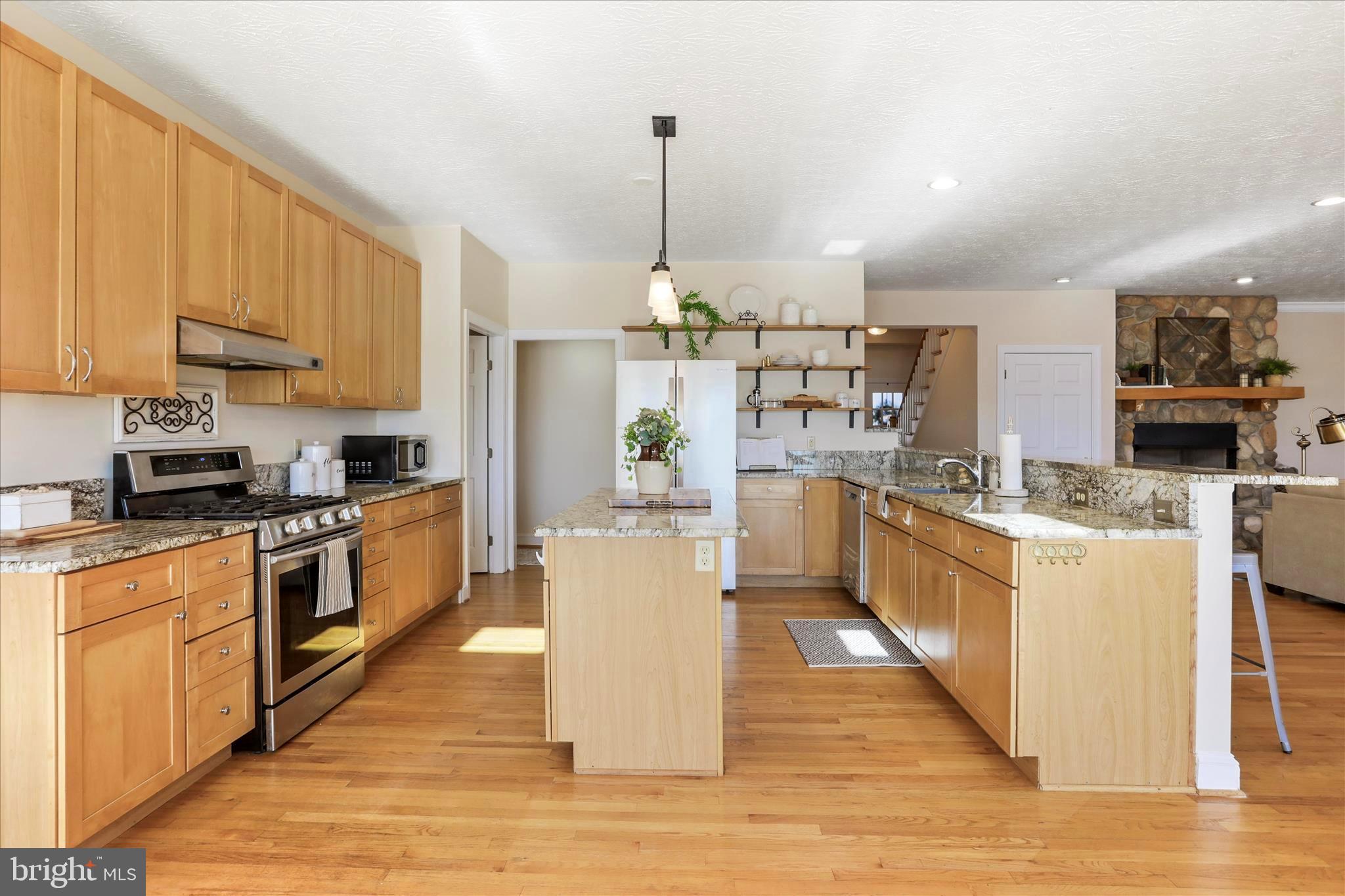 HOPE MILLS ACRES - Residential