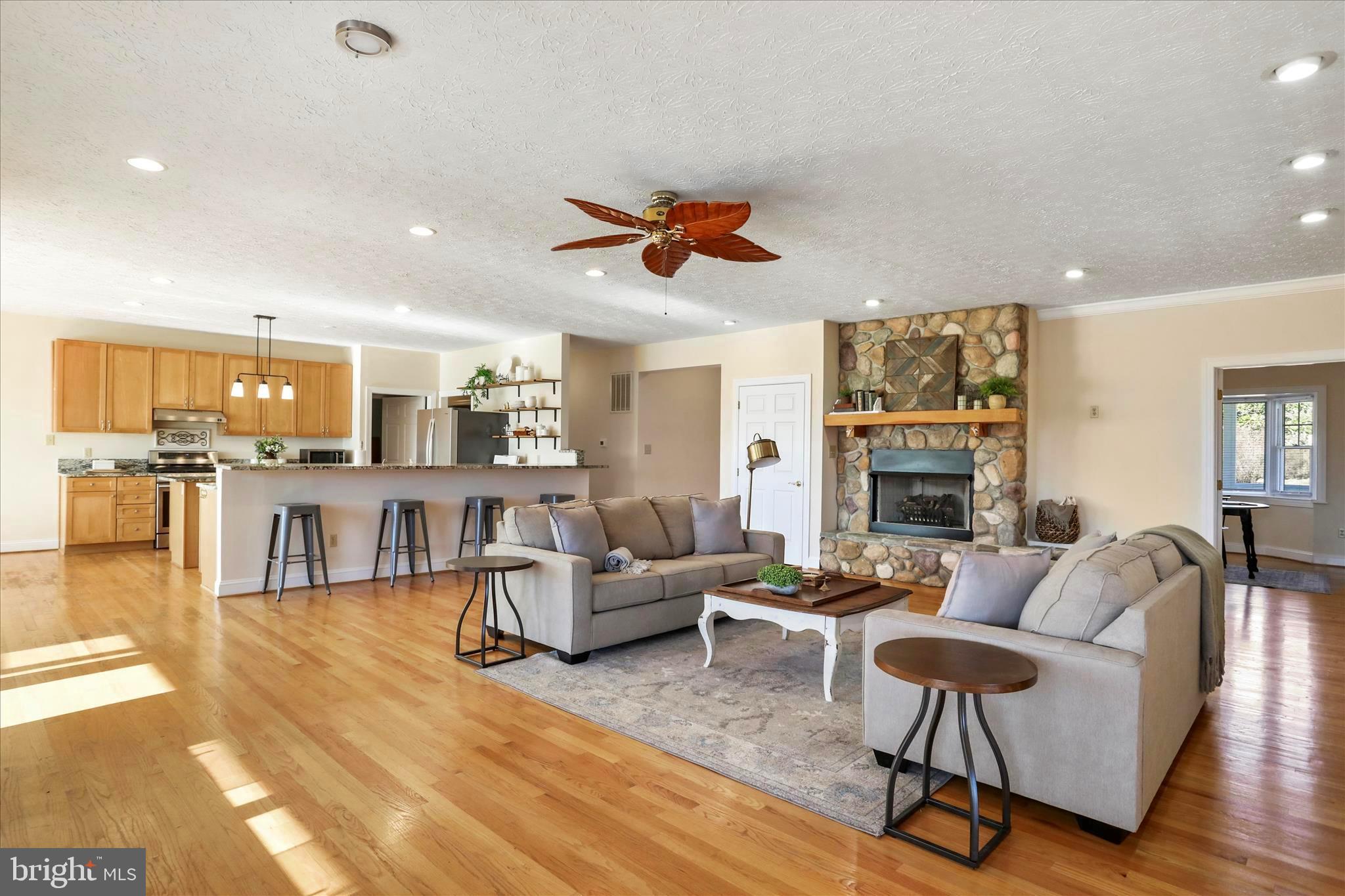 HOPE MILLS ACRES - Residential