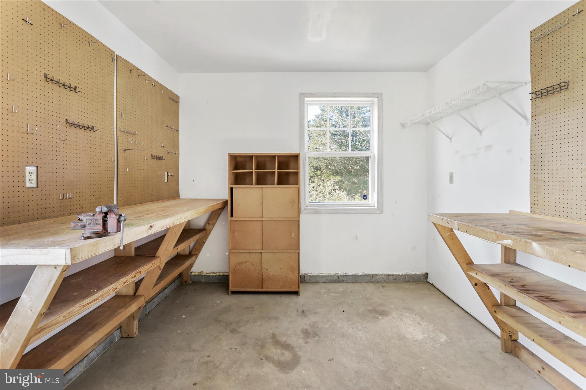 HOPE MILLS ACRES - Residential