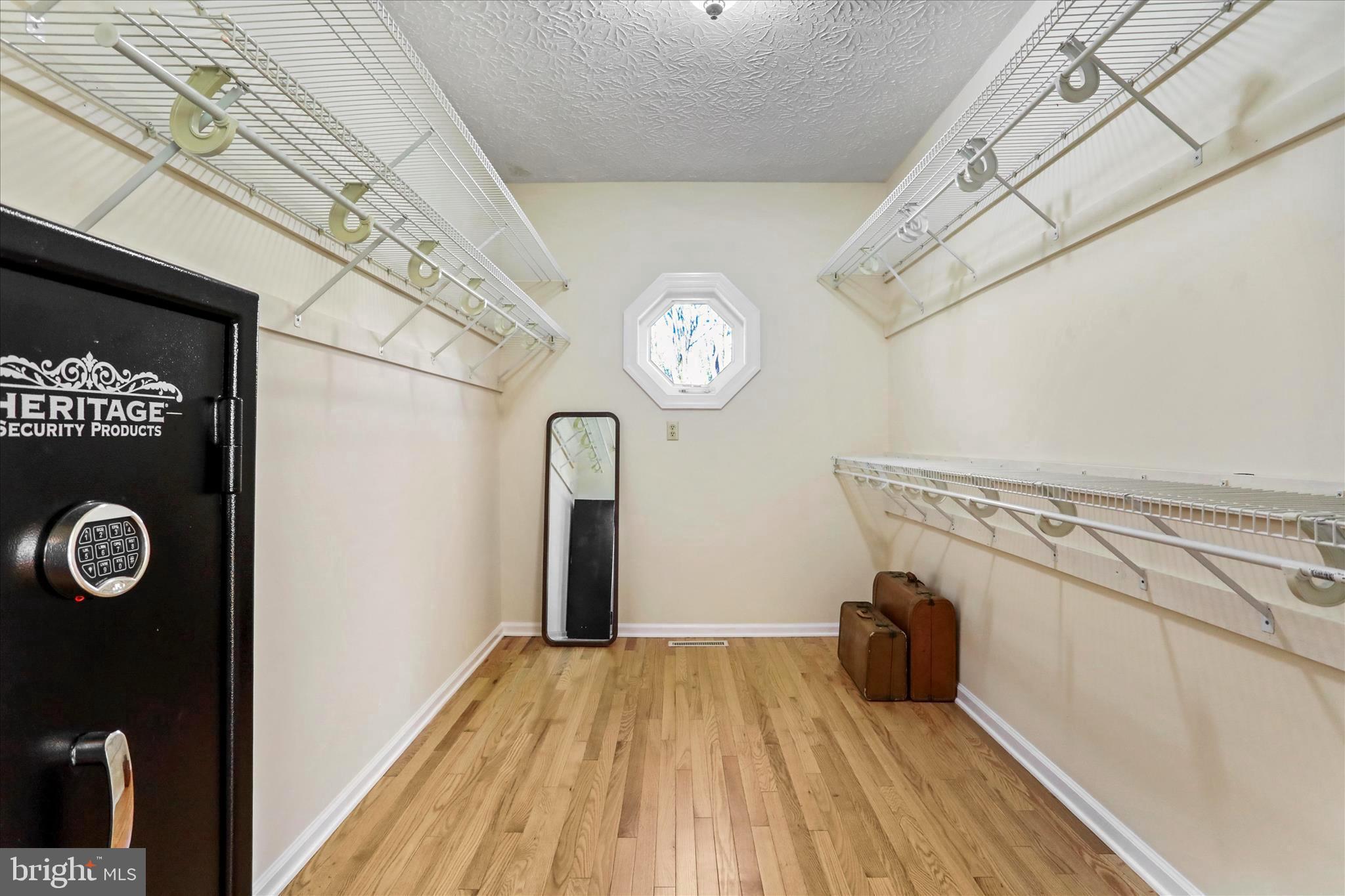 HOPE MILLS ACRES - Residential