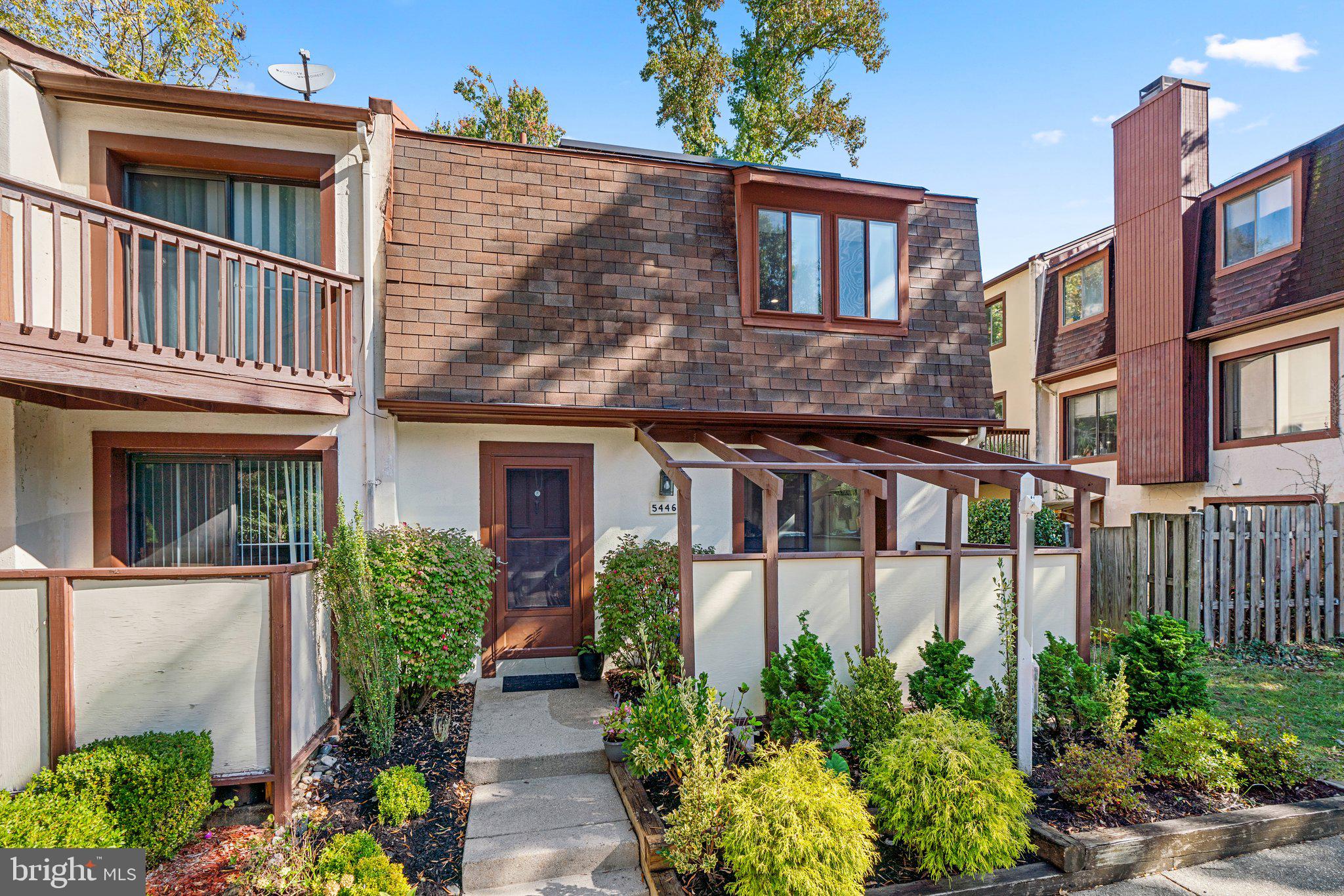 LONG REACH - Residential