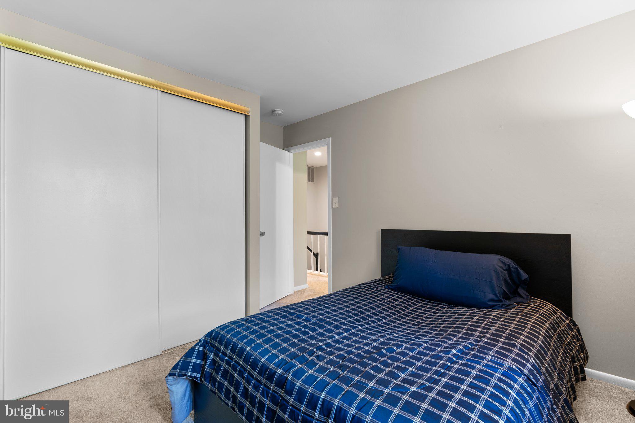 LONG REACH - Residential