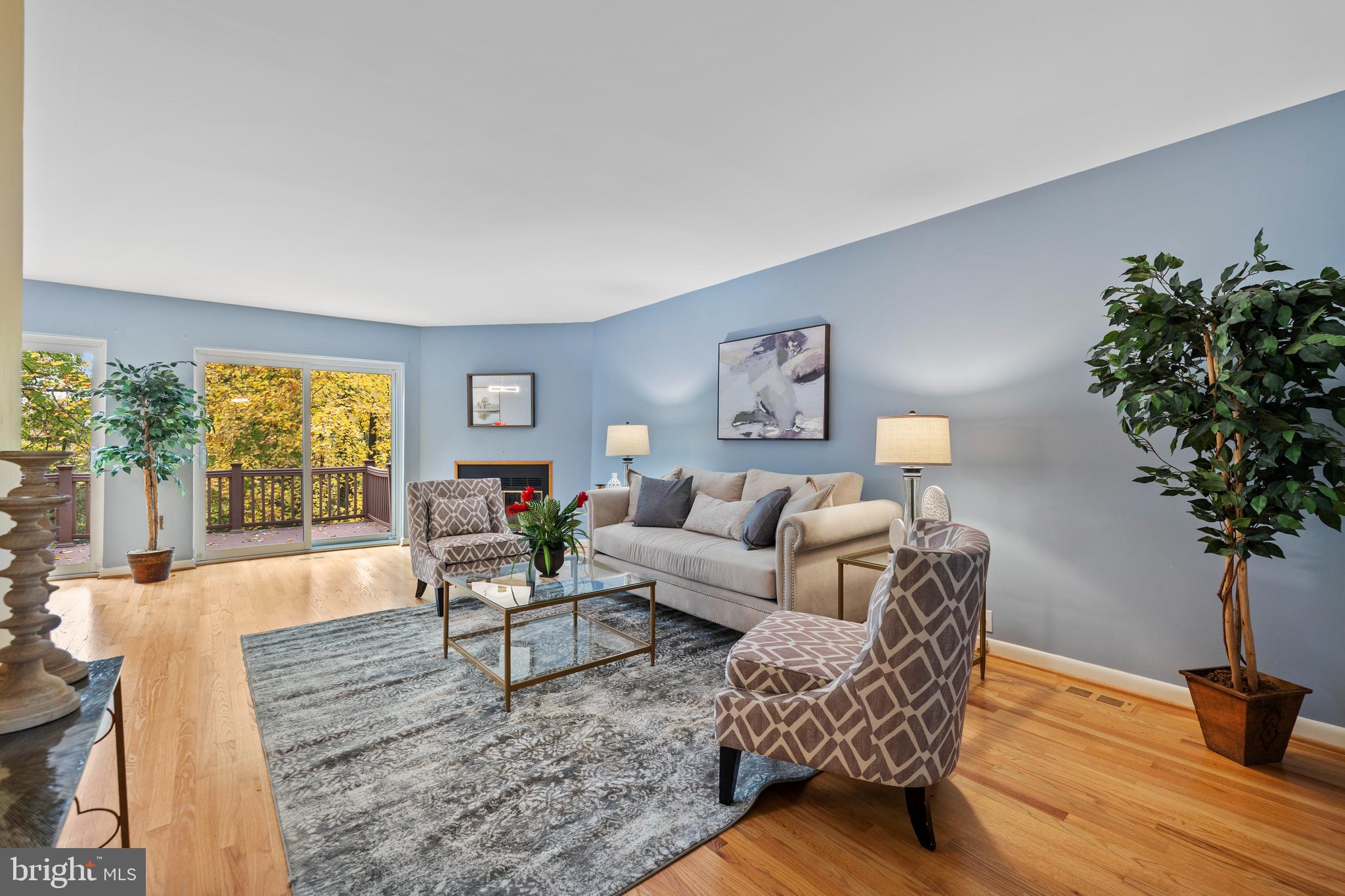 BRIGHT LEAF - Residential