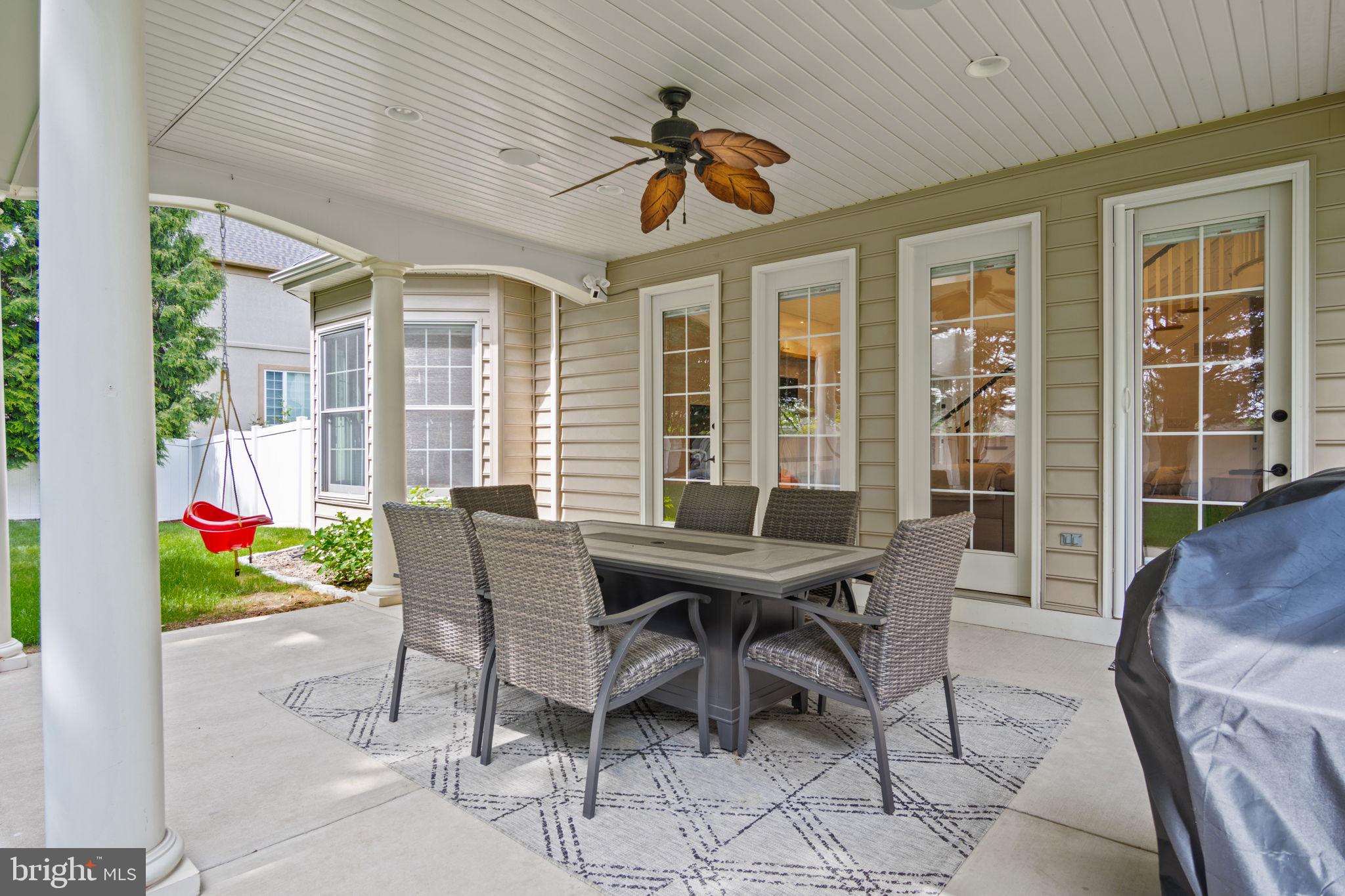 DERRY WOODS - Residential