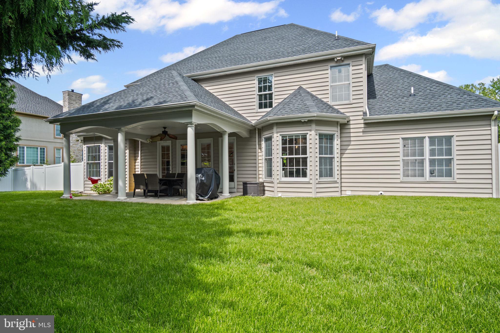 DERRY WOODS - Residential