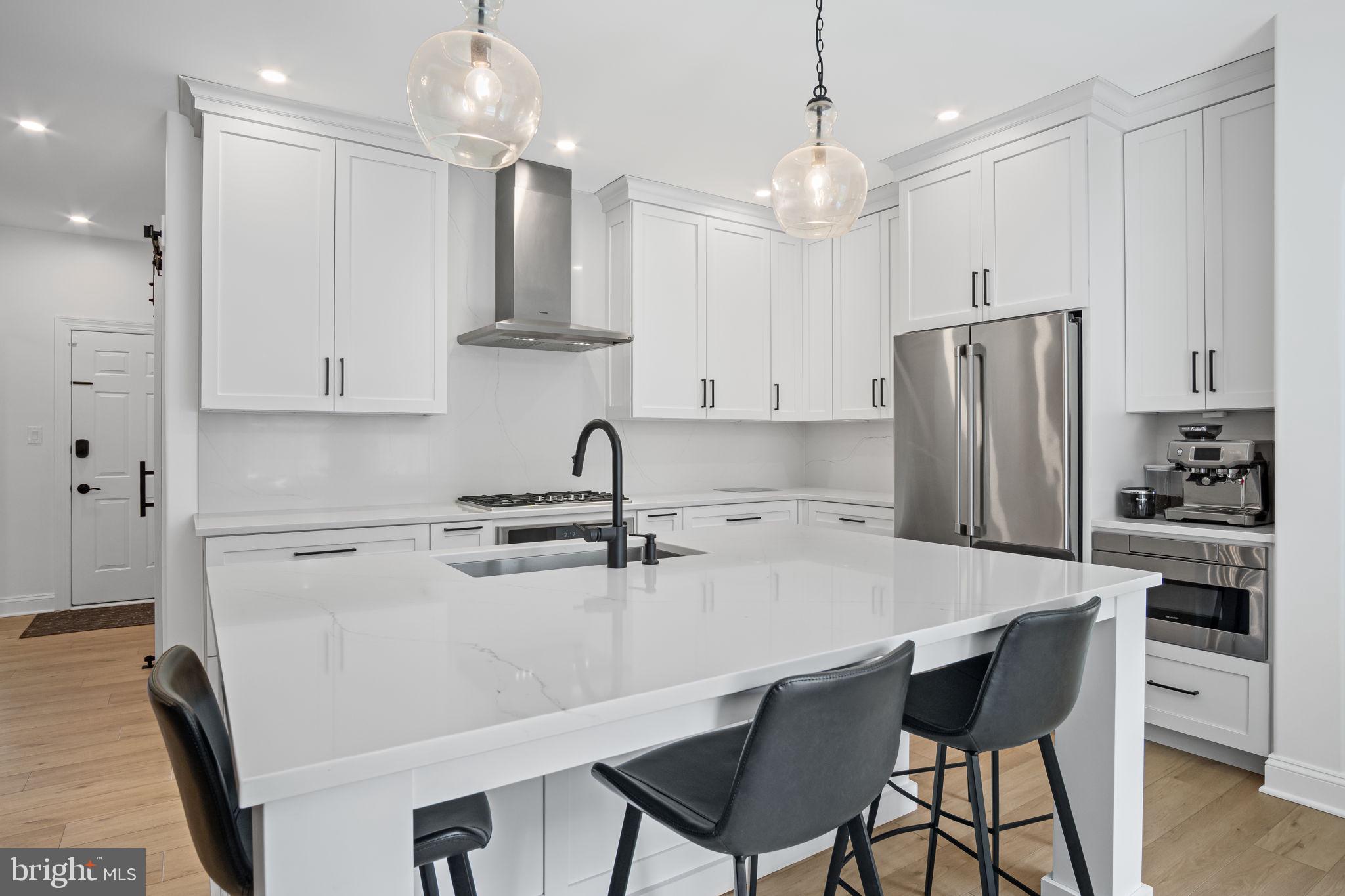 DERRY WOODS - Residential