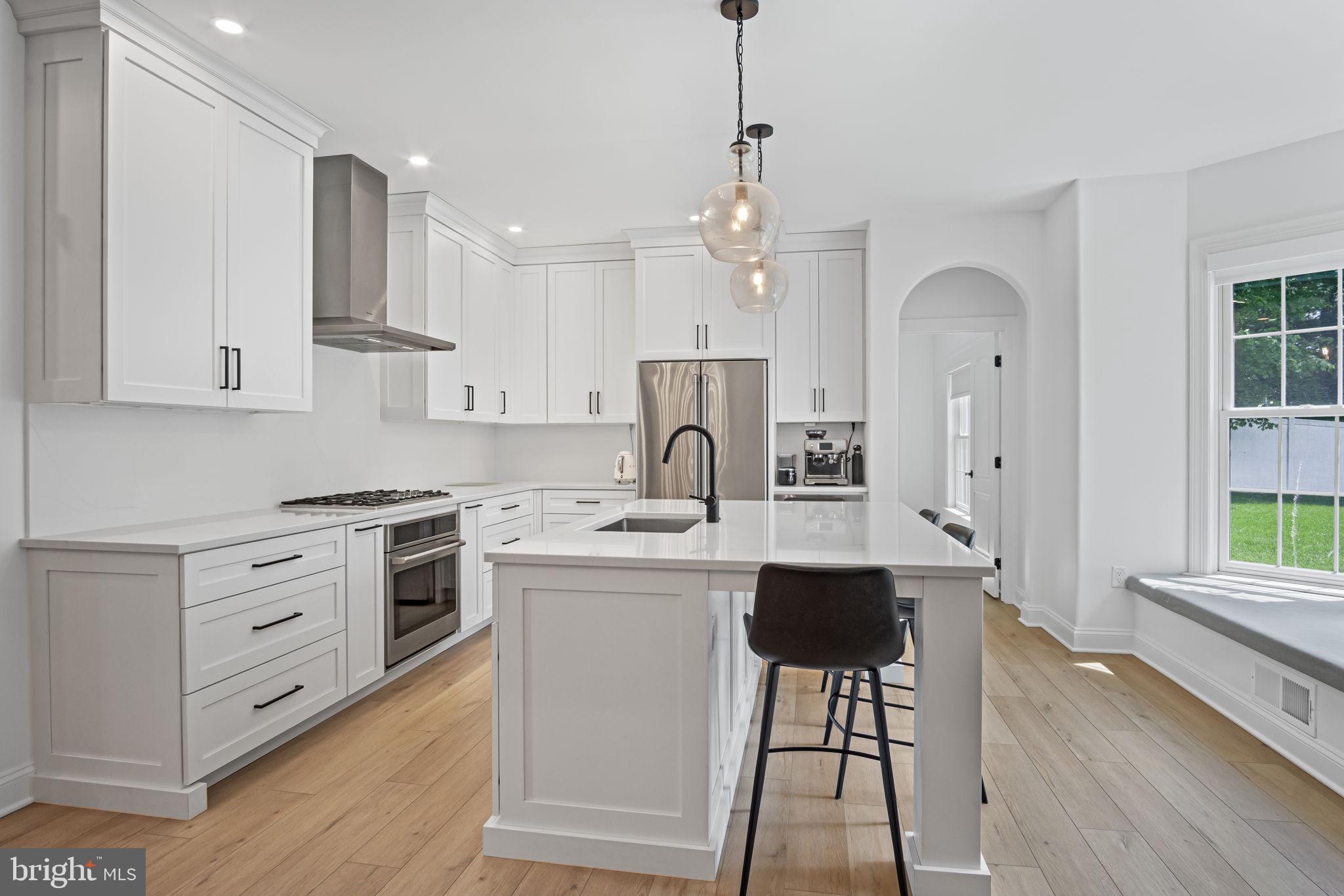 DERRY WOODS - Residential