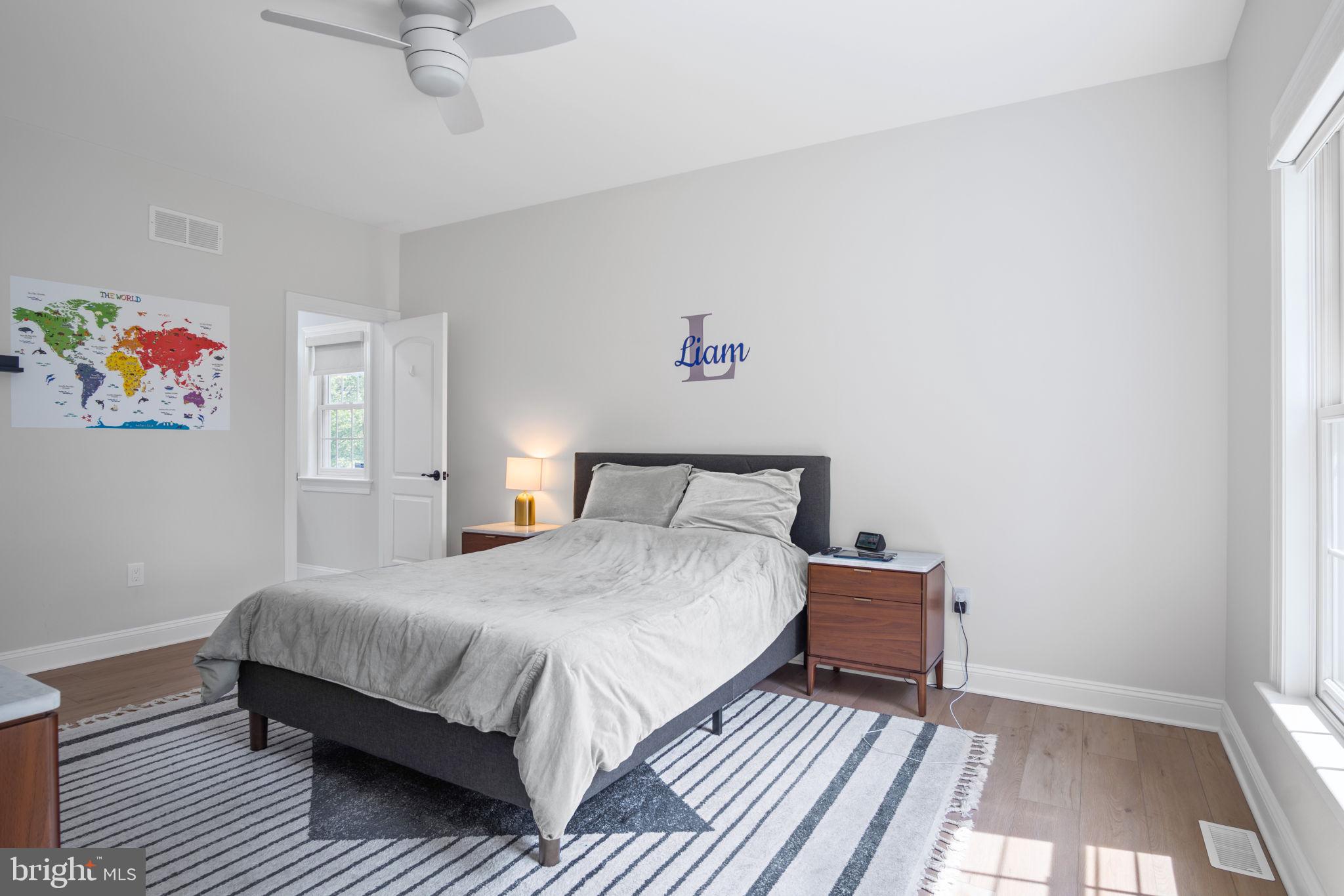 DERRY WOODS - Residential