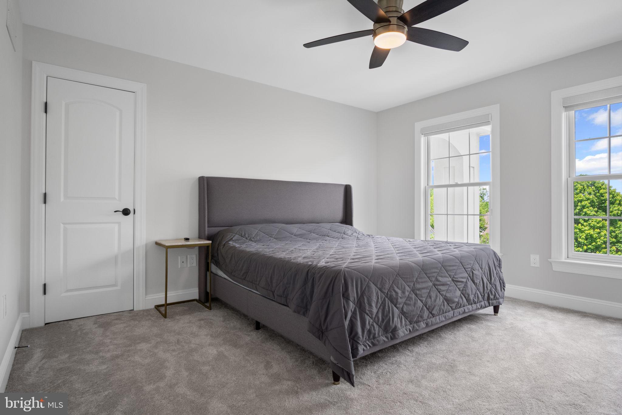 DERRY WOODS - Residential