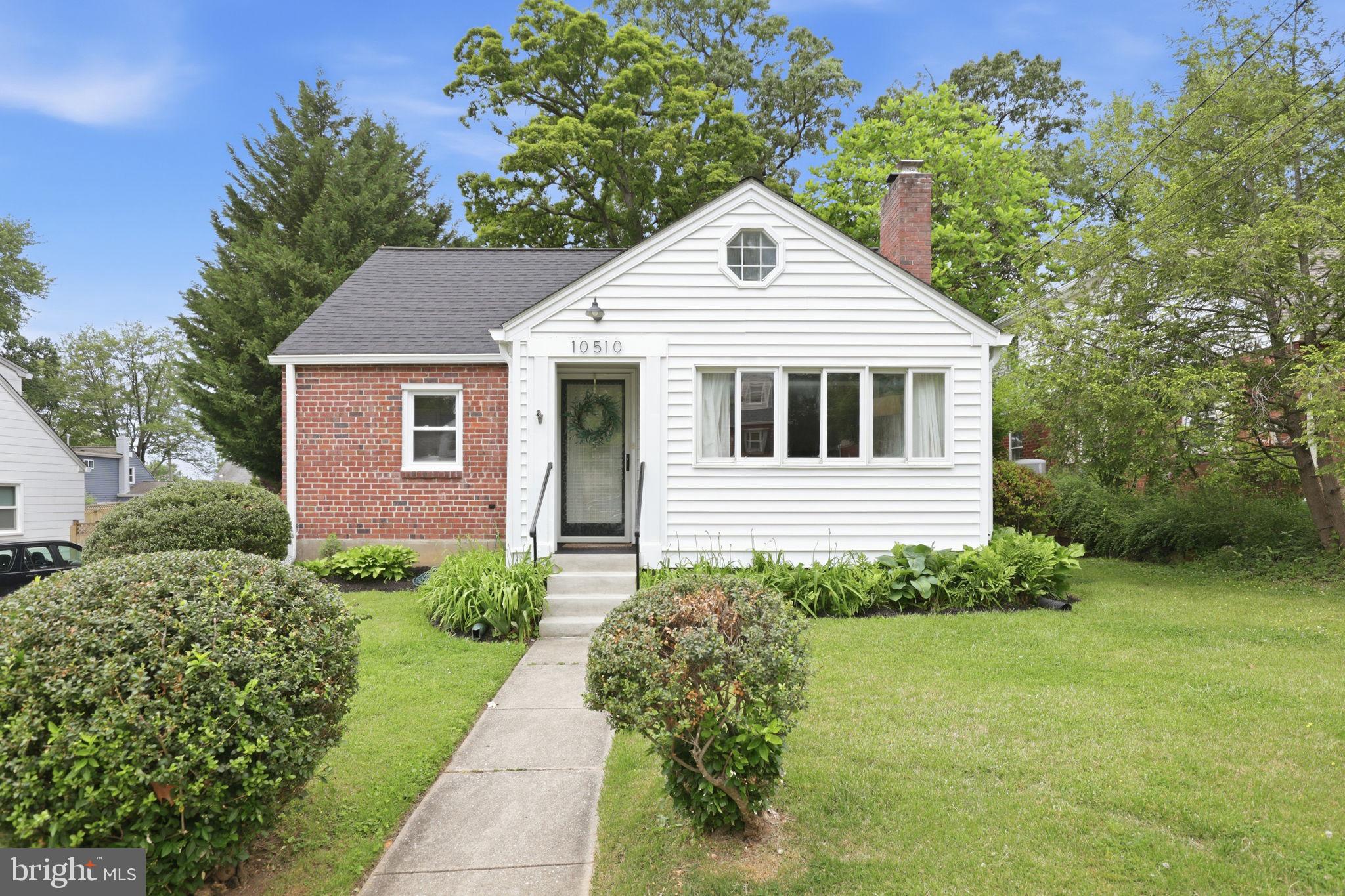 CHESTNUT RIDGE MANOR - Residential