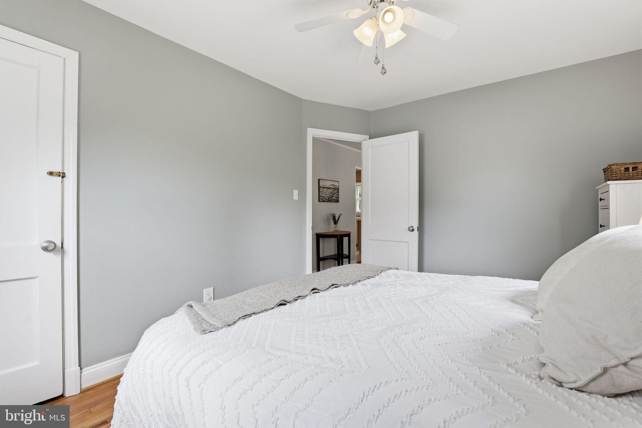 CHESTNUT RIDGE MANOR - Residential